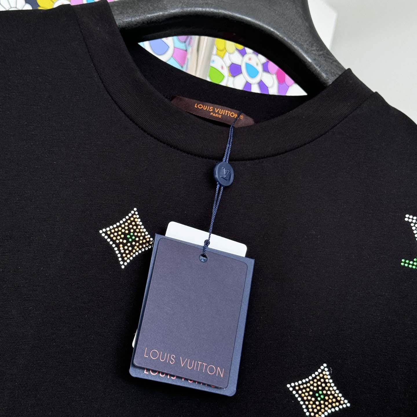  Louis Vuitton Embellished Short-Sleeved Crewneck   1AJR09 - FashionPlug
