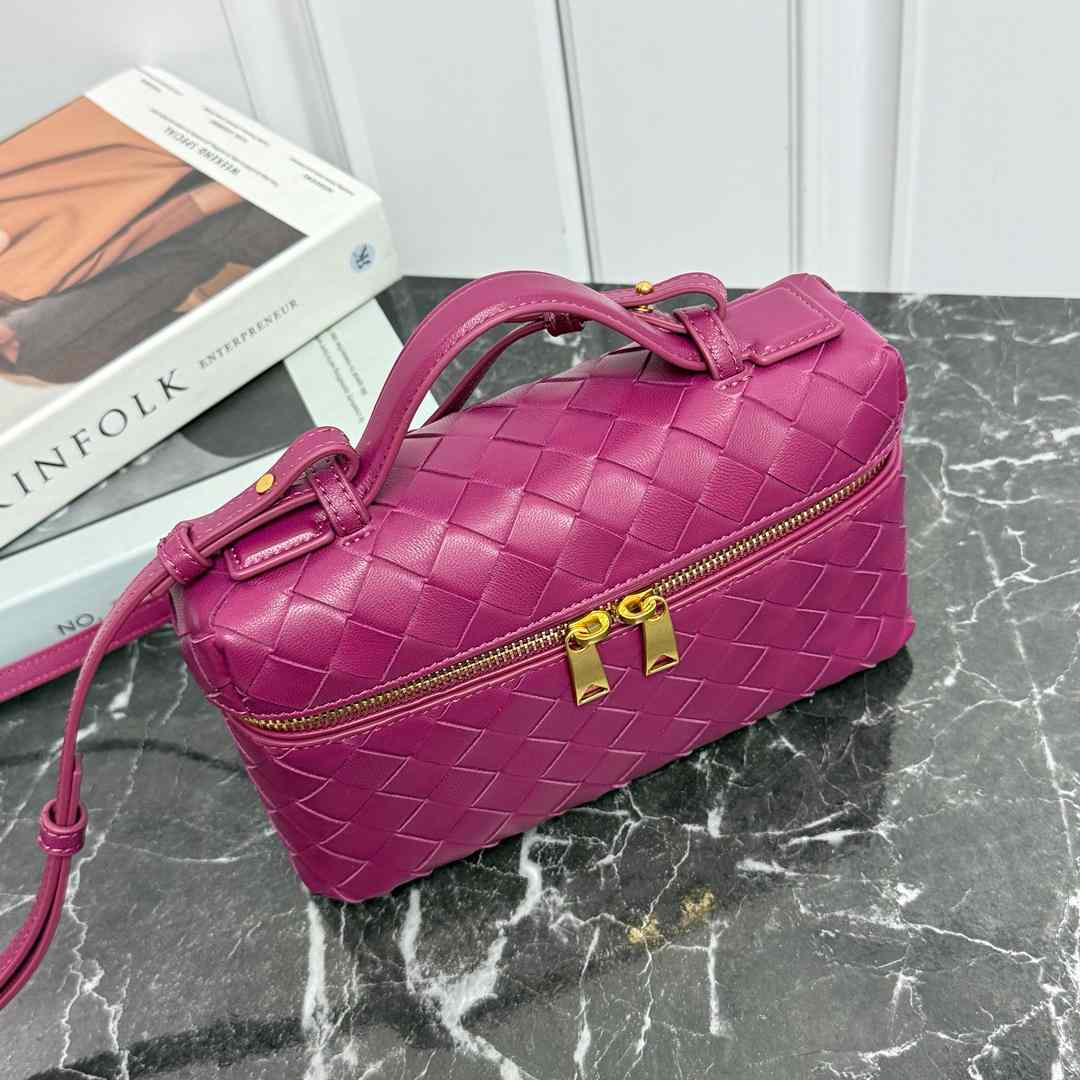 Bottega Veneta Bang Bang - FashionPlug