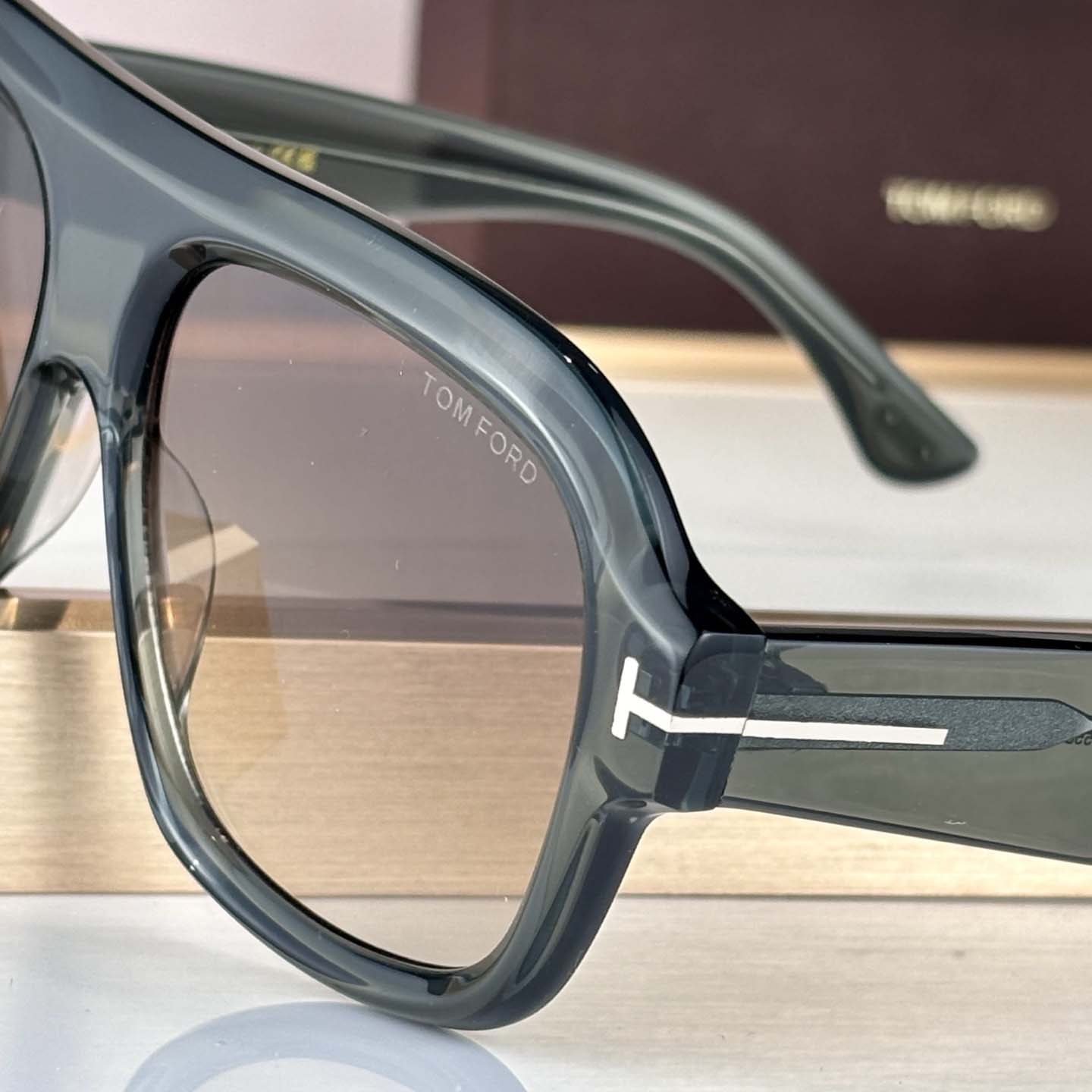 Tom Ford FT1324 Sunglasses - FashionPlug