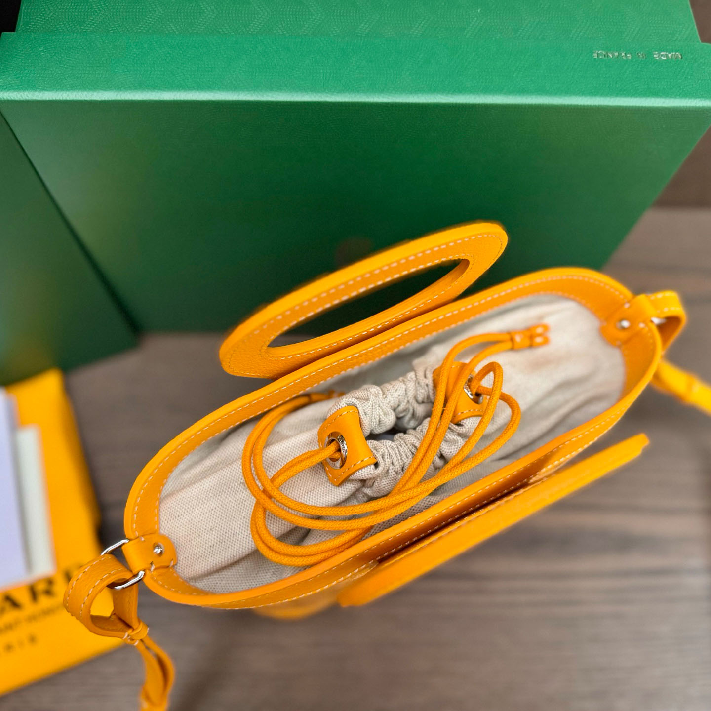 Goyard Beluga Mini Bag - FashionPlug