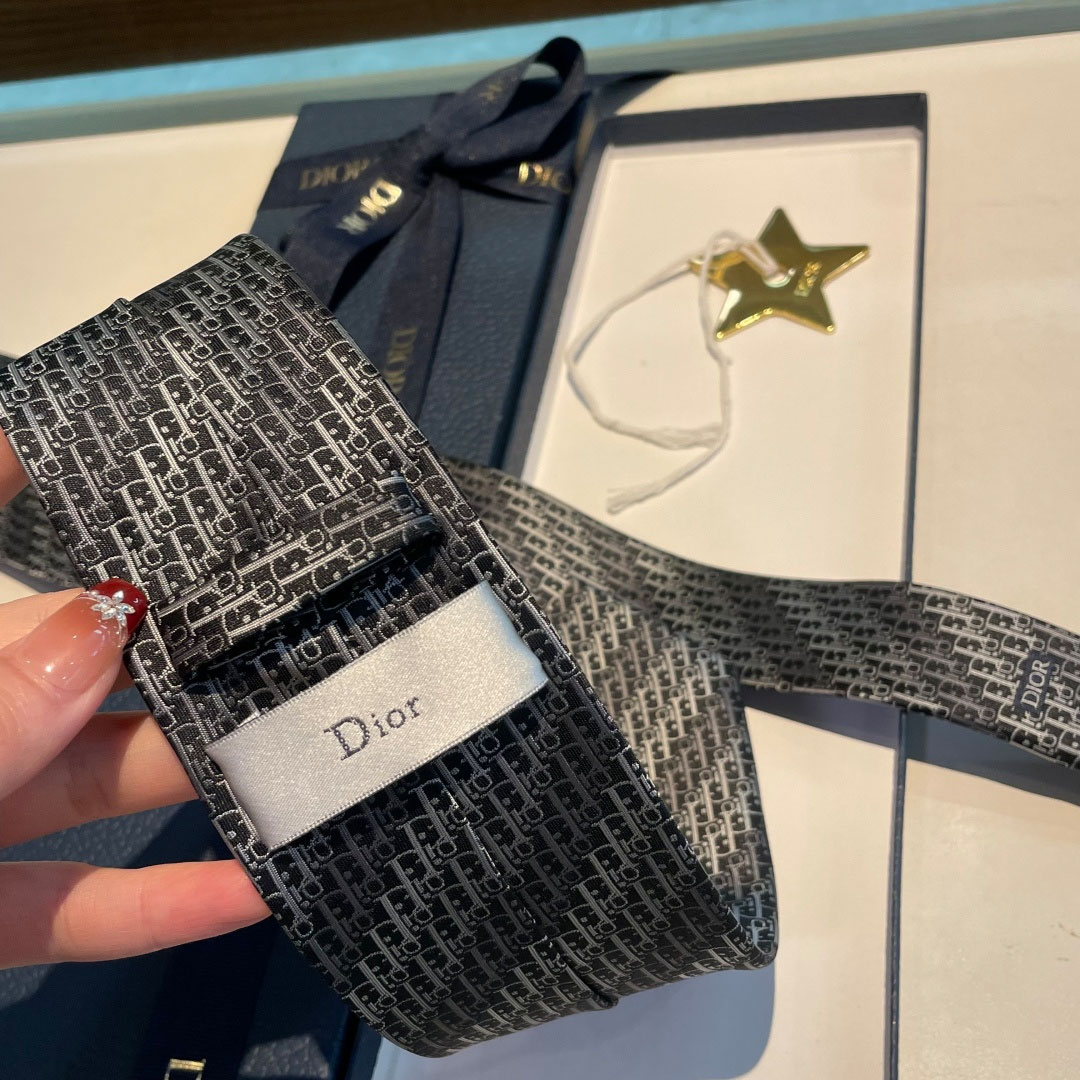 Dior Oblique Trio Tie - FashionPlug