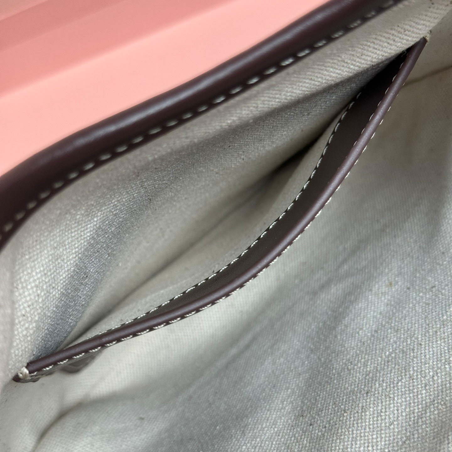 Miu Miu Ivy Leather Handbag - FashionPlug