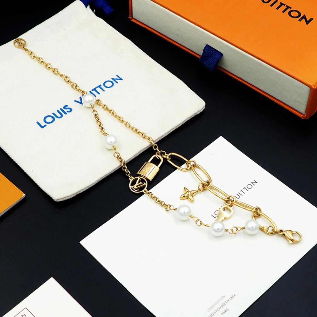 Louis Vuitton LV Mix Chains Bracelet   M1380A - FashionPlug