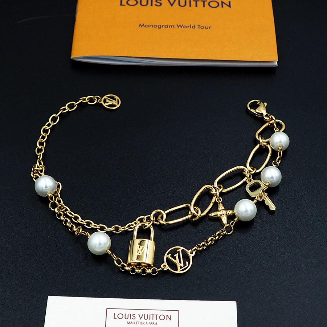 Louis Vuitton LV Mix Chains Bracelet   M1380A - FashionPlug