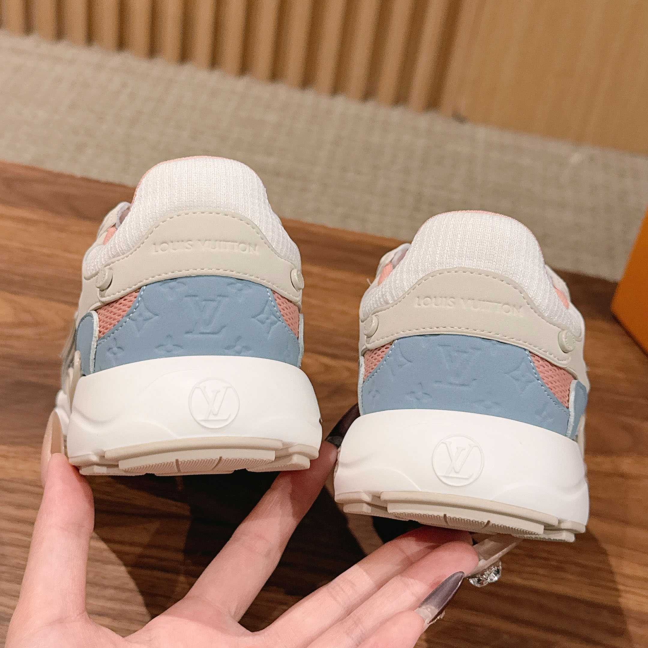 Louis Vuitton LV Olympia Sneaker 1AIVRN - FashionPlug