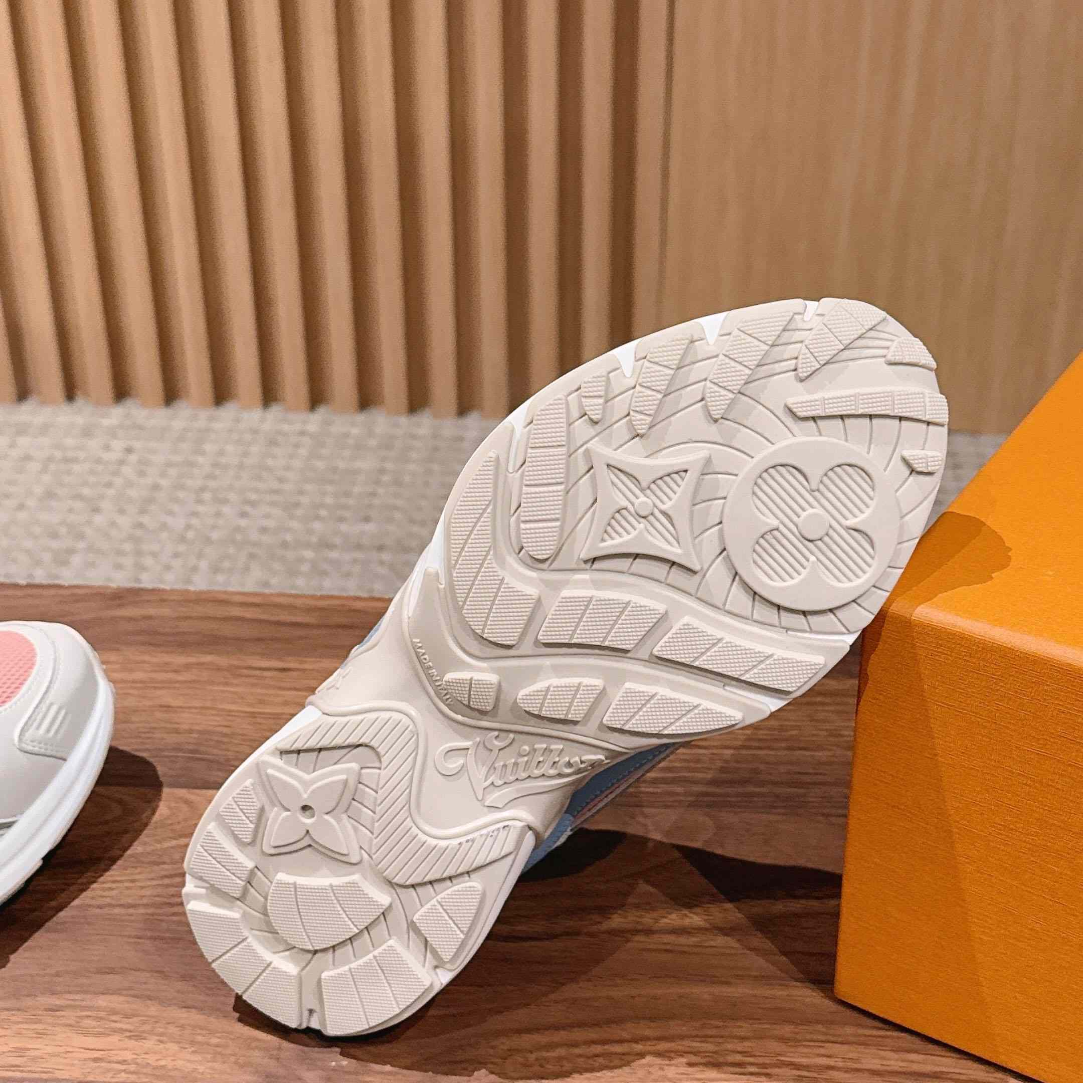 Louis Vuitton LV Olympia Sneaker 1AIVRN - FashionPlug