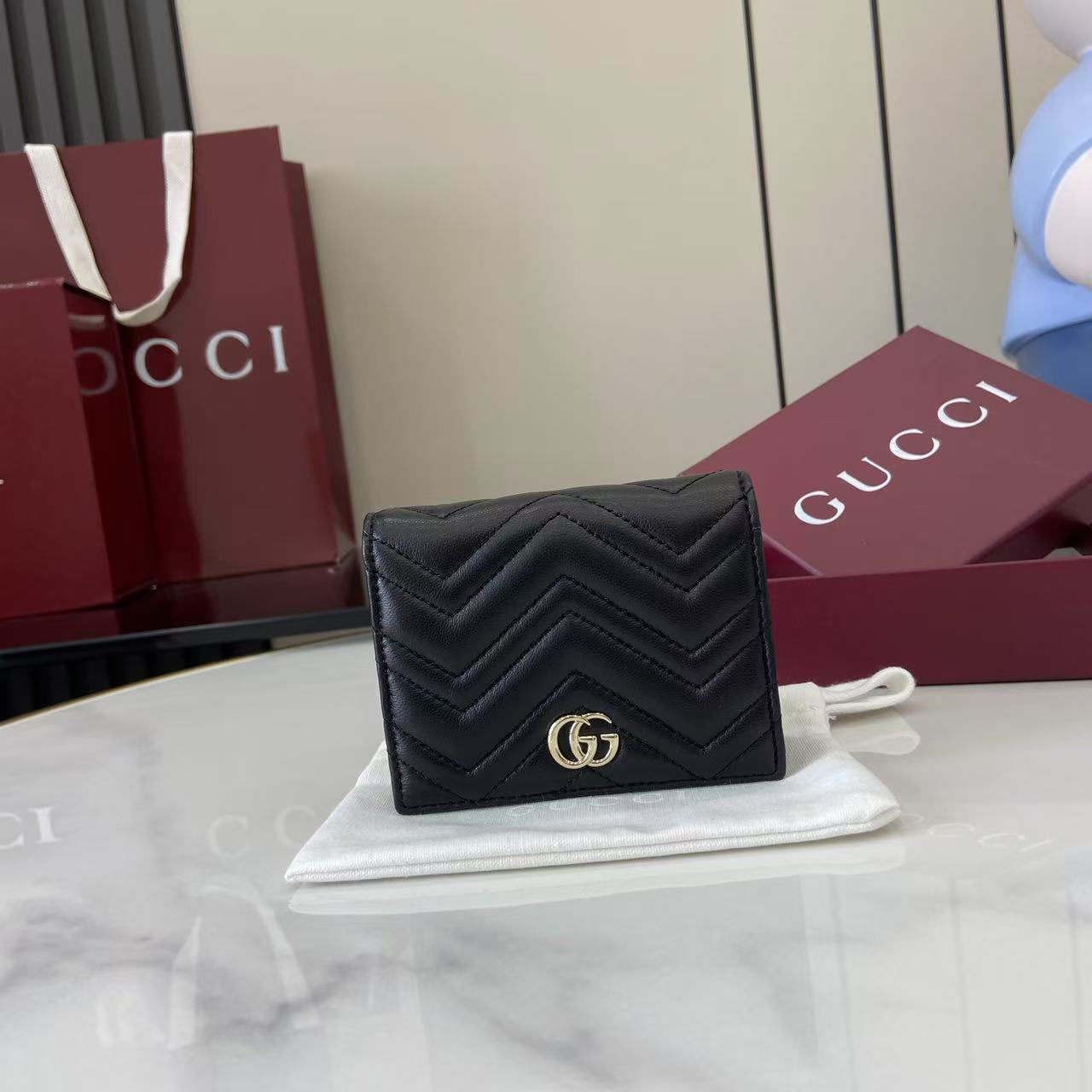 Gucci GG Marmont Card Case Wallet 466492 - FashionPlug