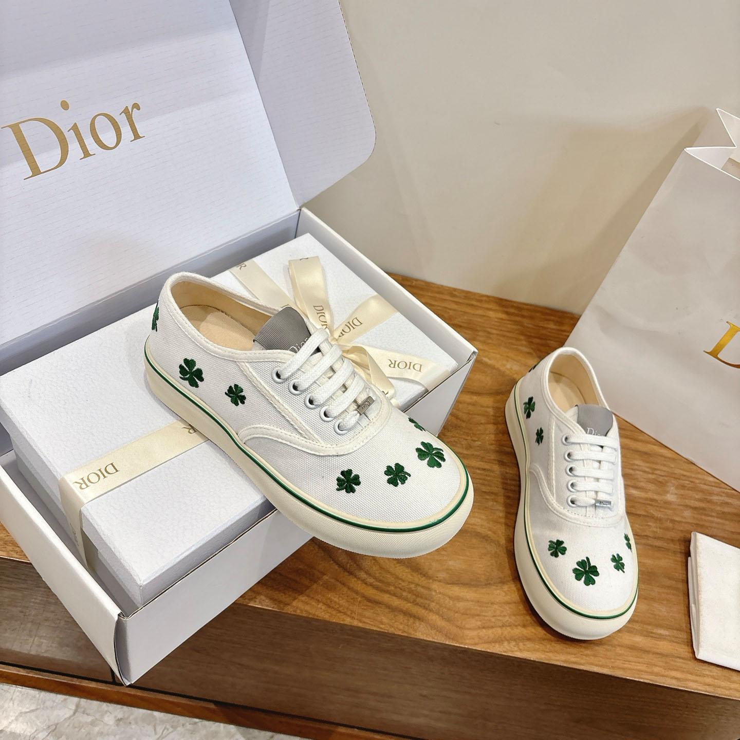 Dior Saltwind Sneaker - FashionPlug