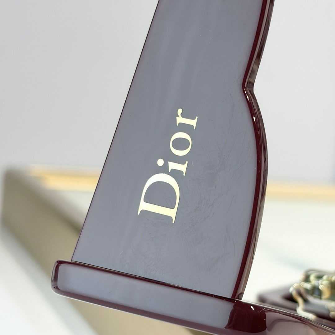 Dior LuckyCharms S1F - FashionPlug