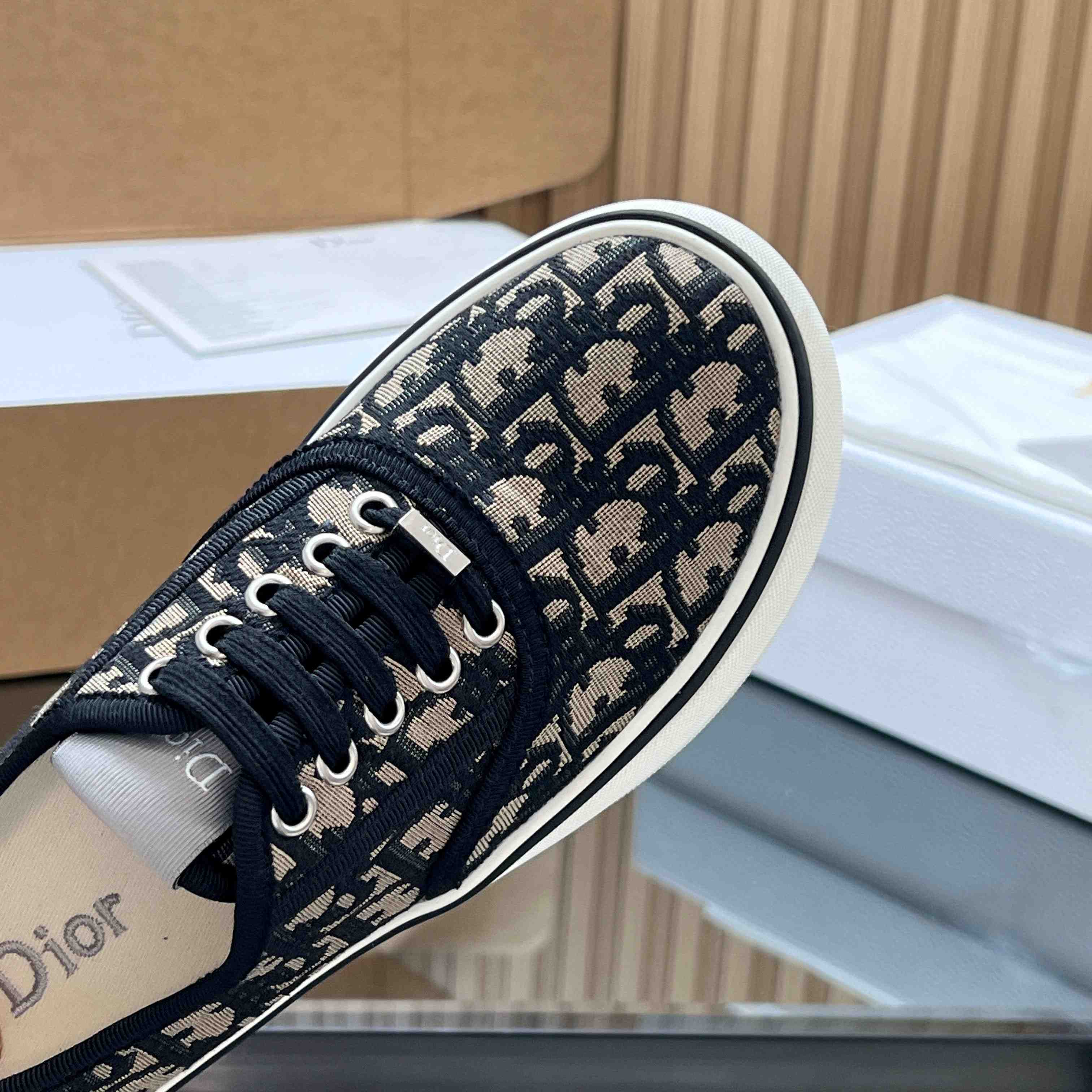 Dior Saltwind Sneaker - FashionPlug