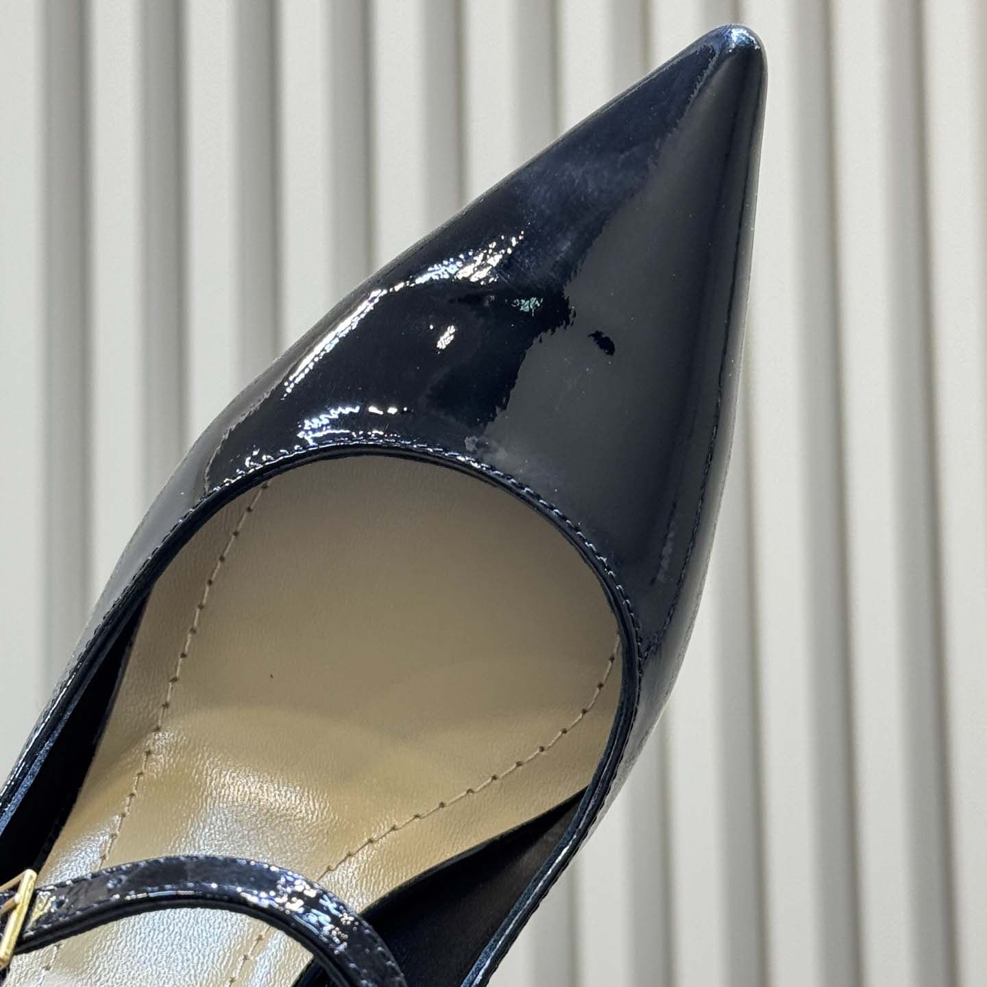 Dior Icon Slingback Pump  - FashionPlug