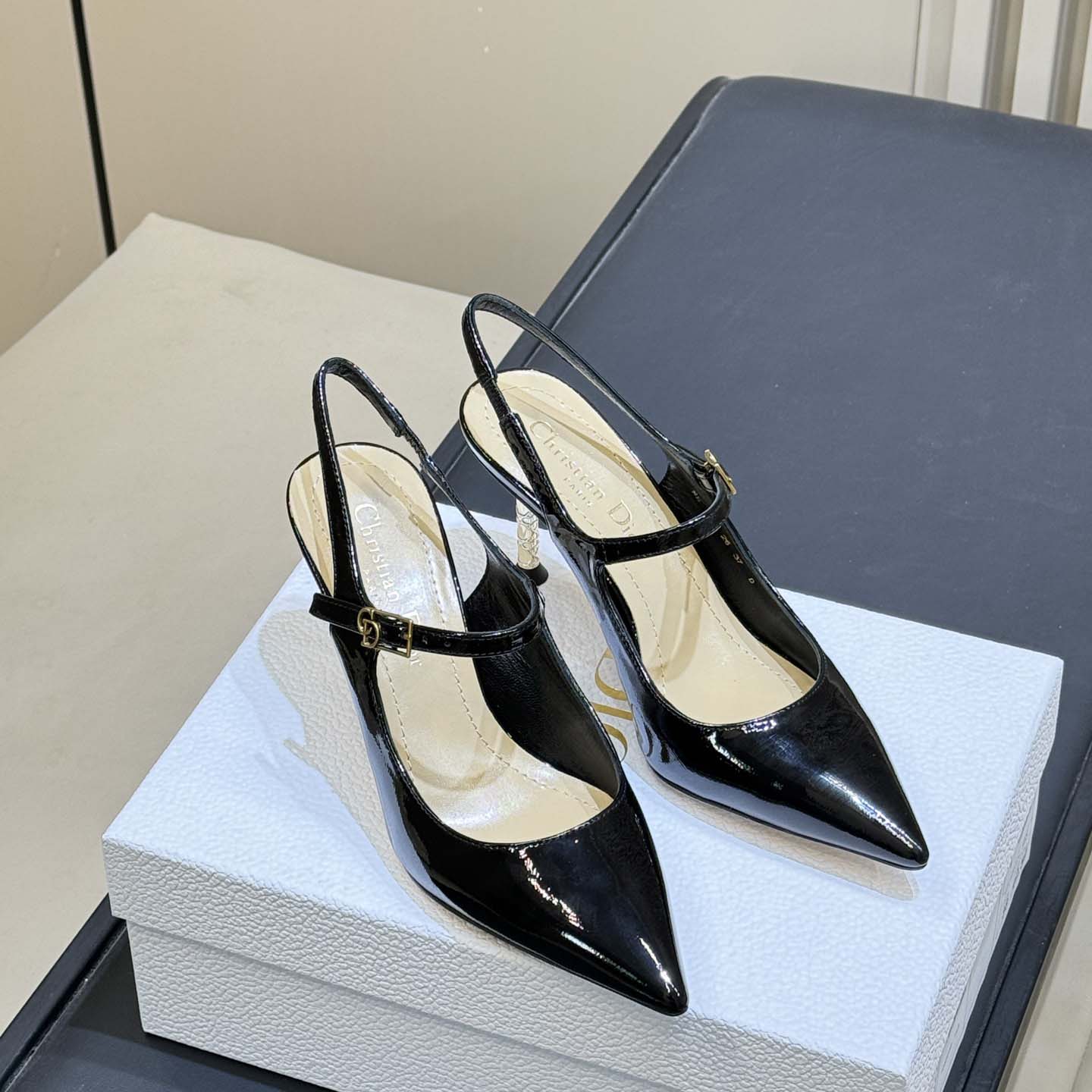 Dior Icon Slingback Pump  - FashionPlug