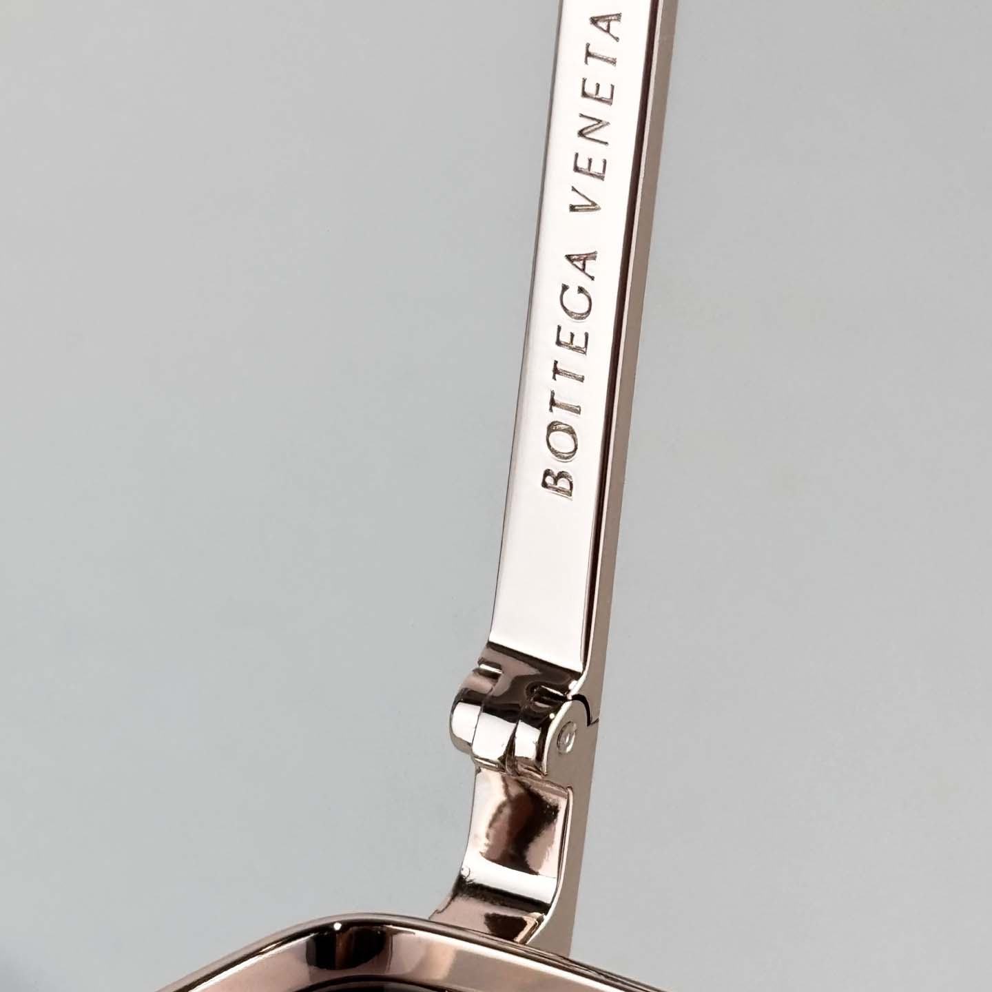 Bottega Veneta Classic Aviator Sunglasses   BV1466S - FashionPlug