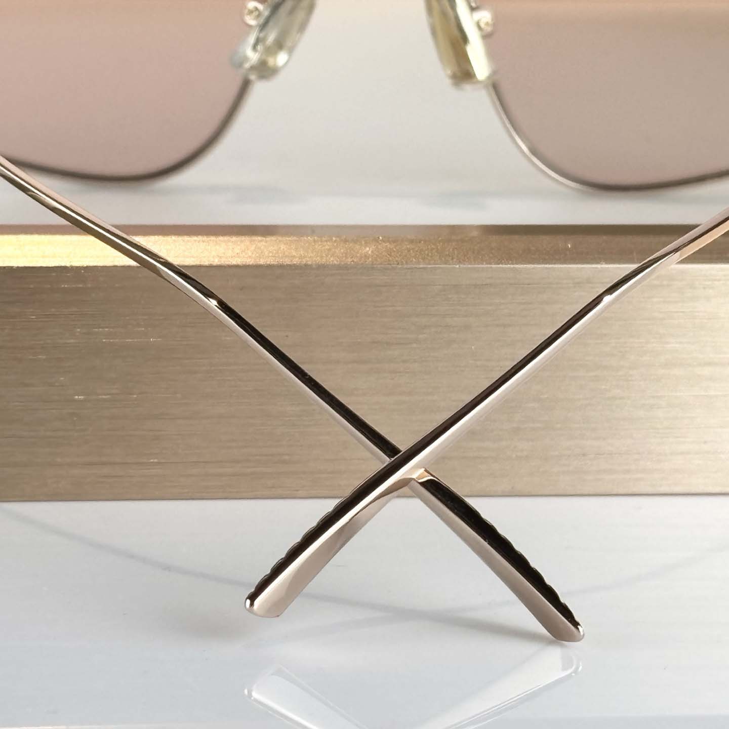 Bottega Veneta Classic Aviator Sunglasses   BV1466S - FashionPlug