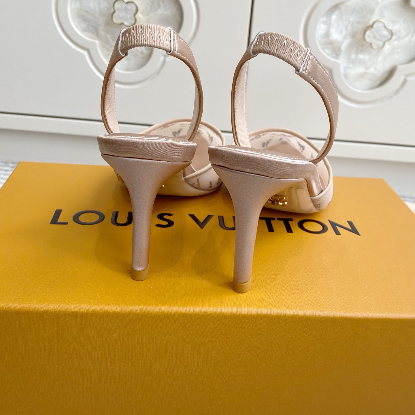Louis Vuitton Gala Slingback Pump 1AJPUM - FashionPlug