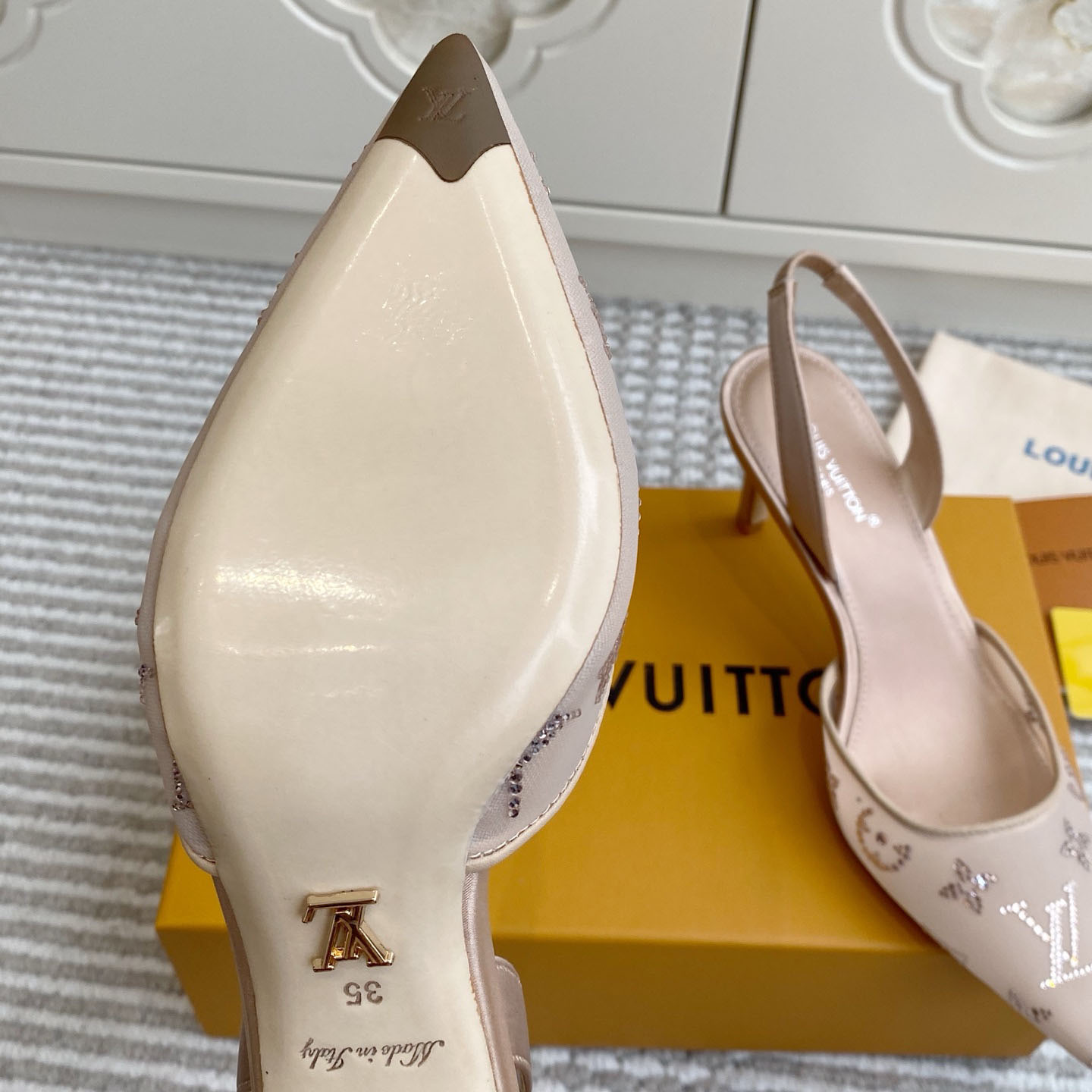 Louis Vuitton Gala Slingback Pump 1AJPUM - FashionPlug