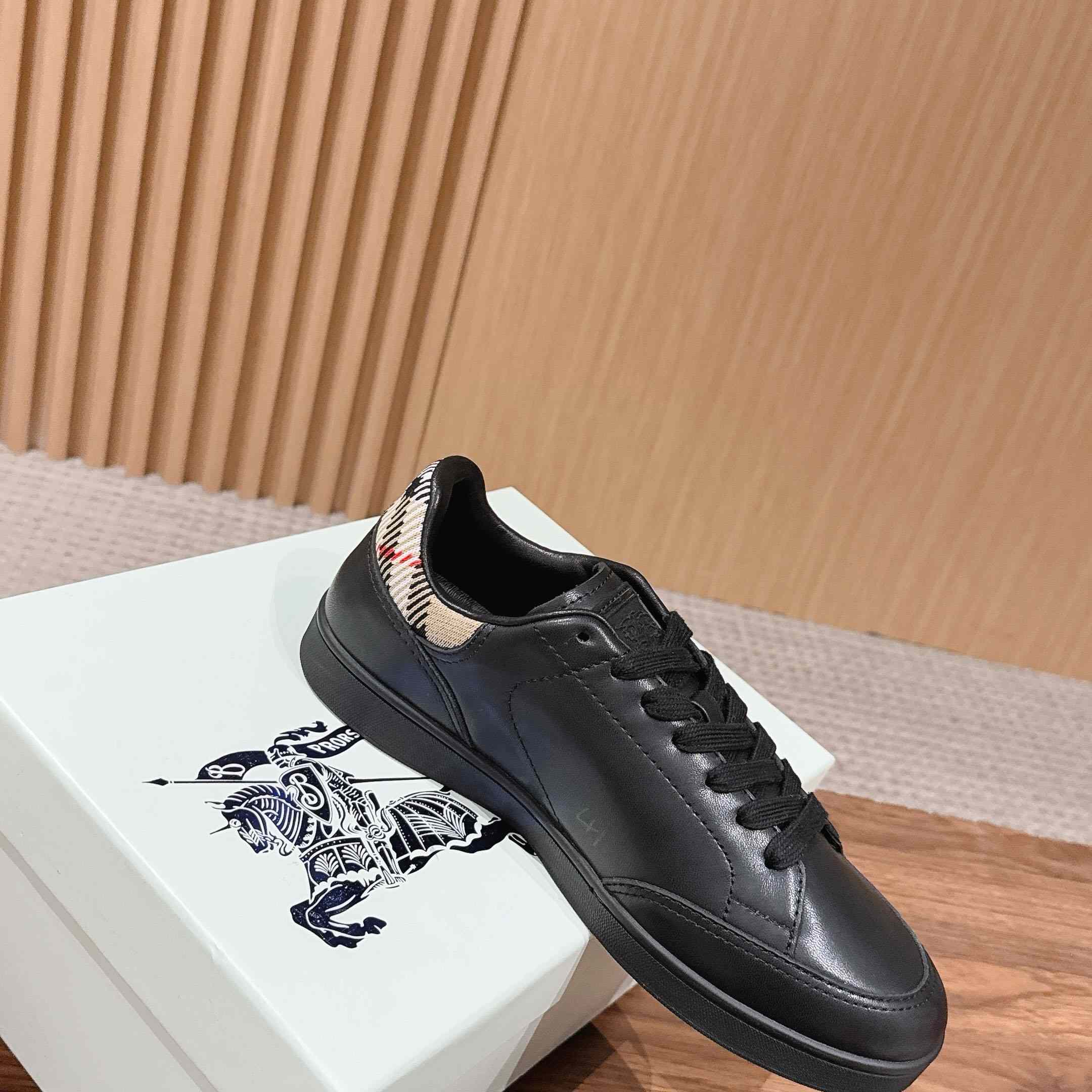 Burberry Leather Set Sneakers​ - FashionPlug