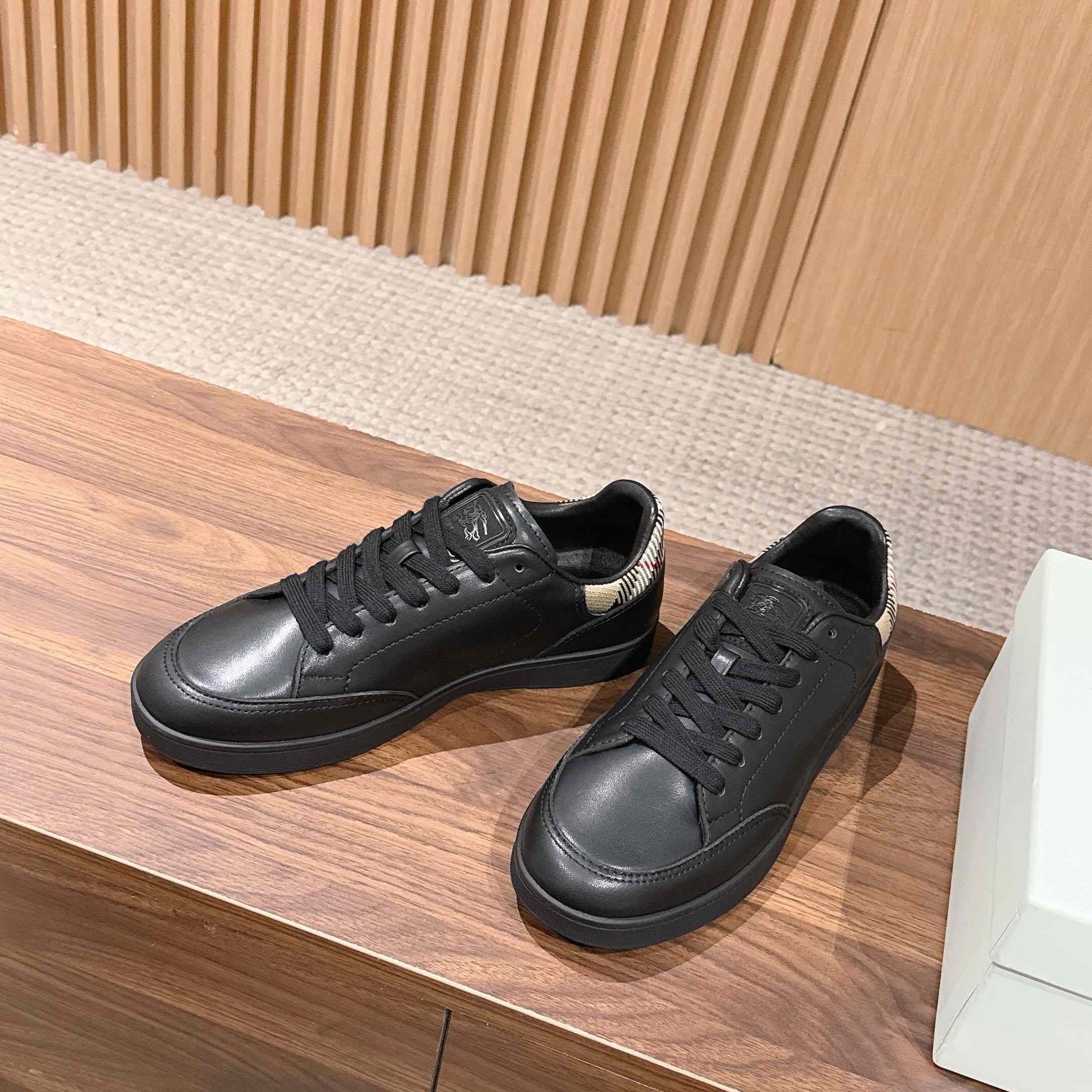 Burberry Leather Set Sneakers​ - FashionPlug