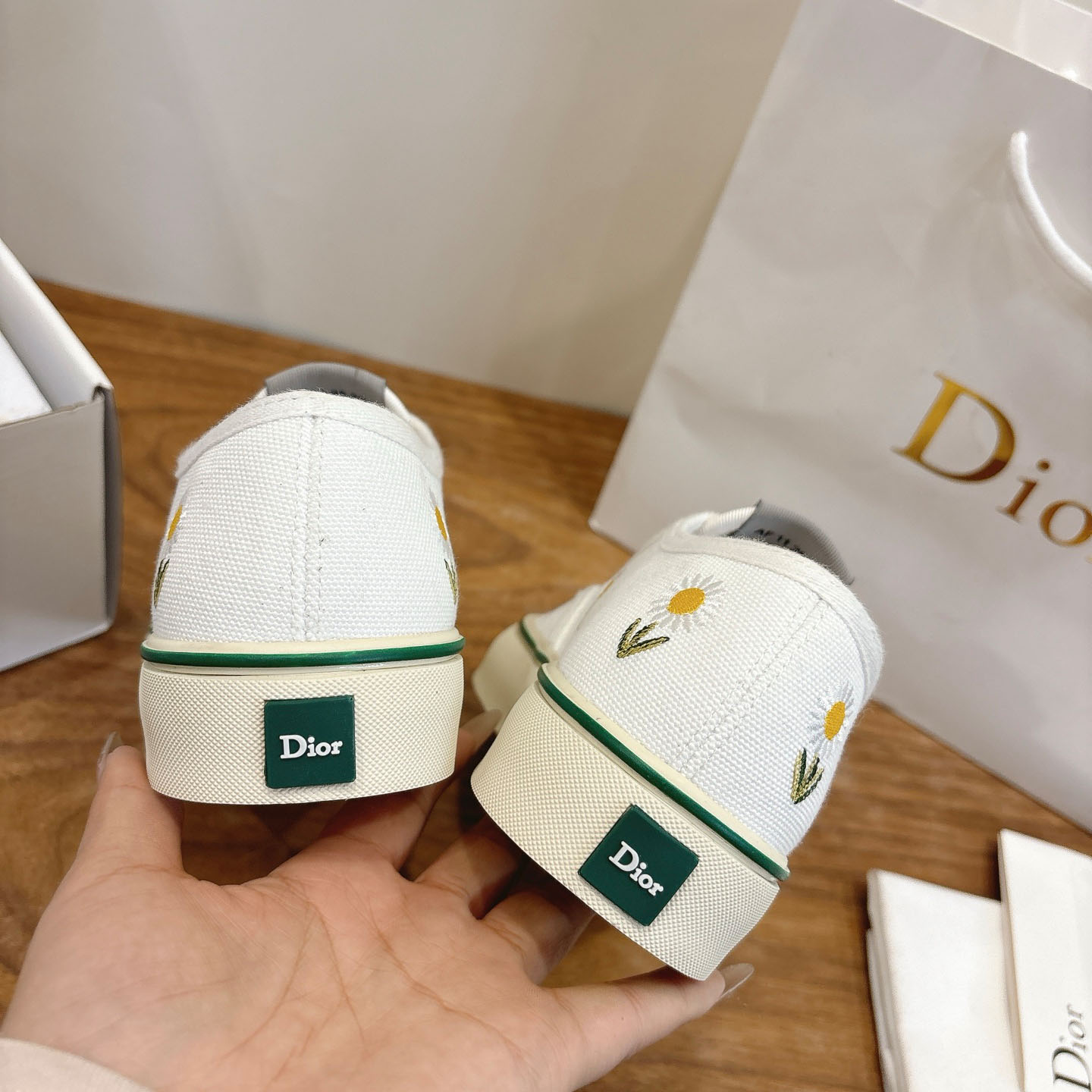 Dior Saltwind Sneaker - FashionPlug