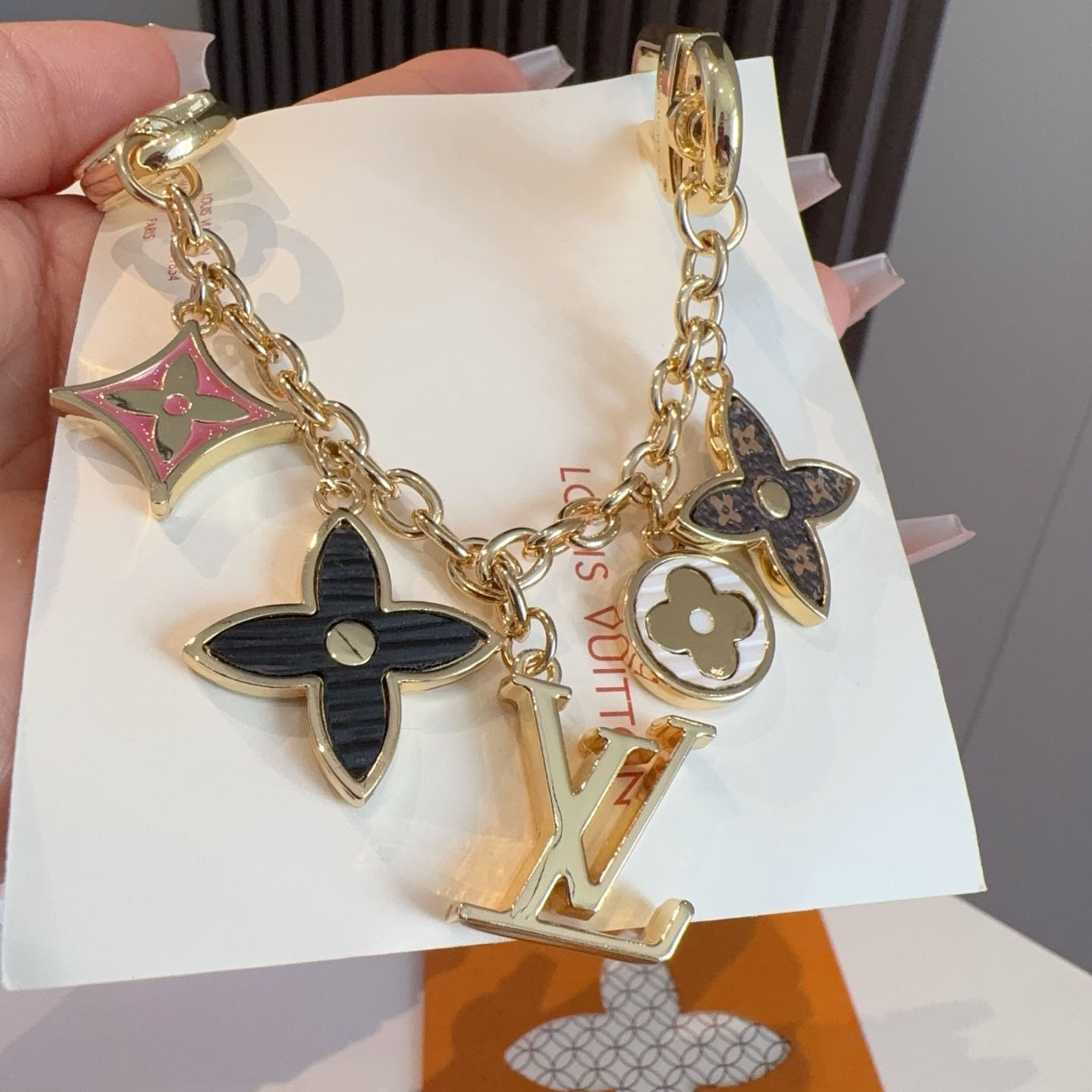 Louis Vuitton Spring Street Chain Bag Charm M01188 - FashionPlug