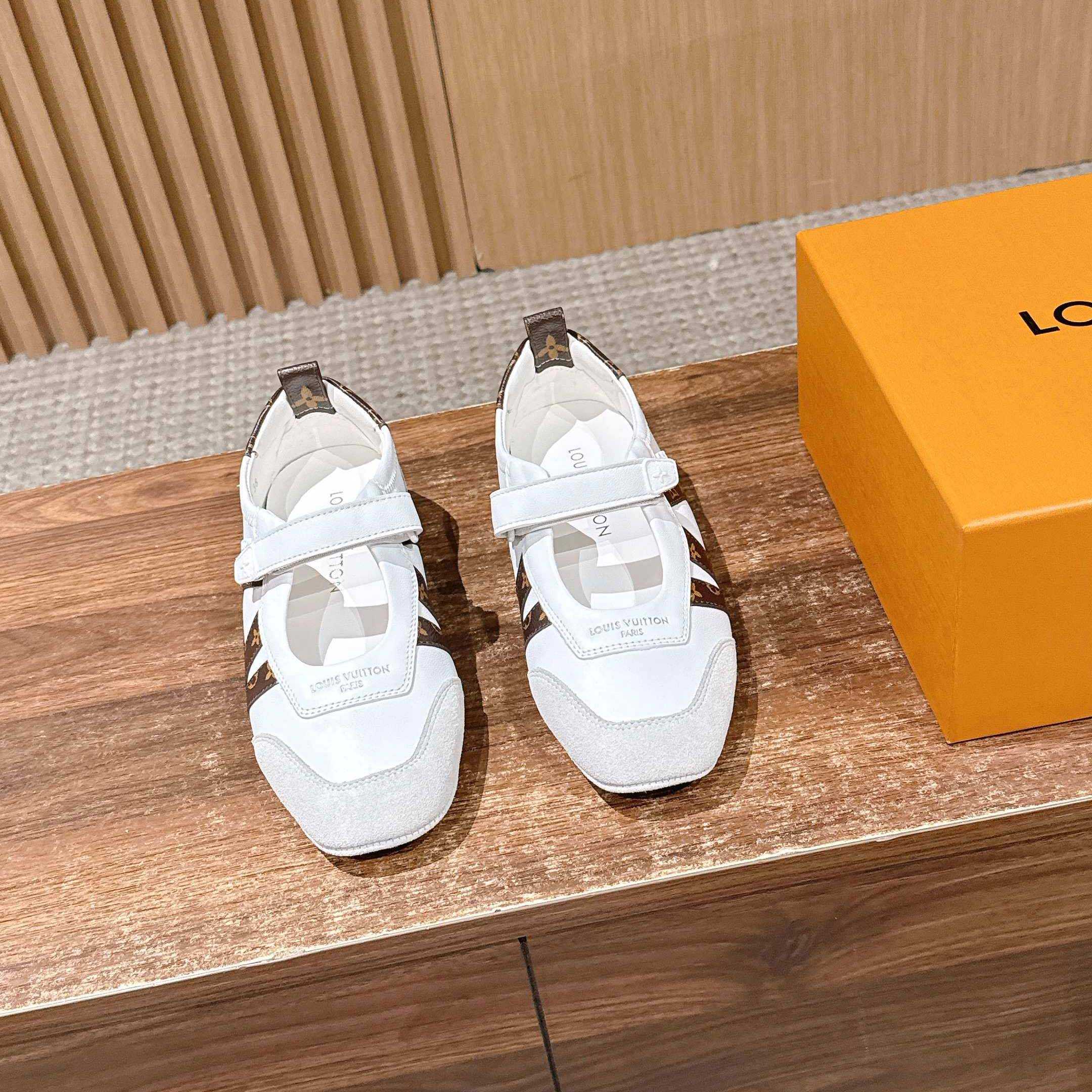 Louis Vuitton LV Sneakerina Mary Jane   1AJPF4 - FashionPlug