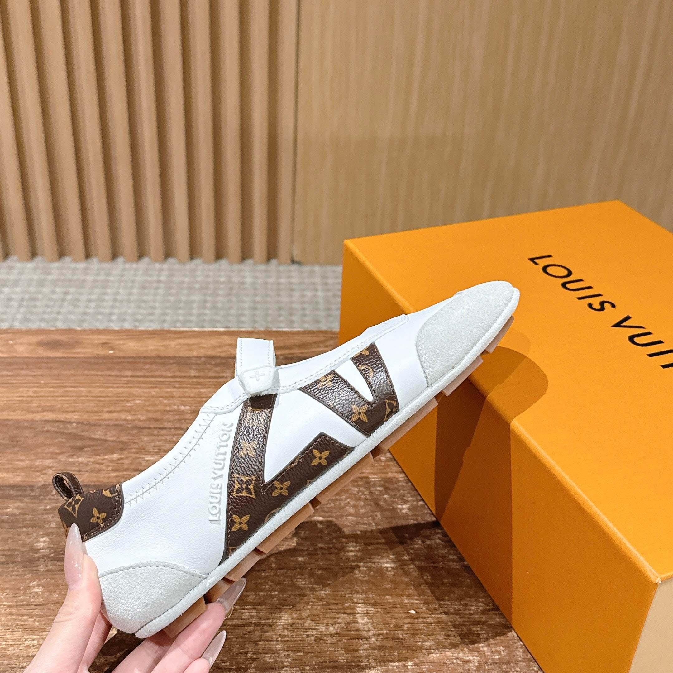 Louis Vuitton LV Sneakerina Mary Jane   1AJPF4 - FashionPlug