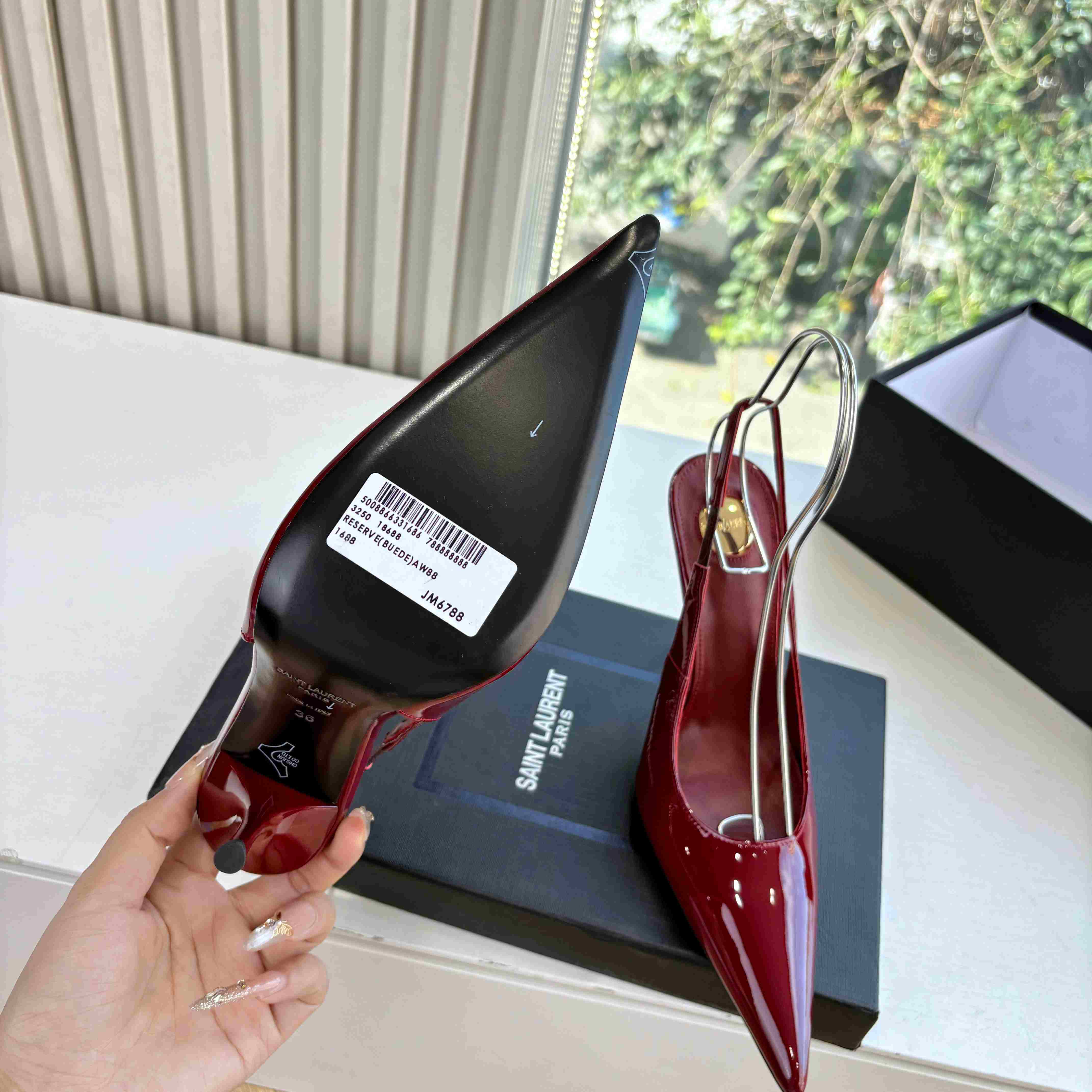 Saint Laurent GUERMANTES Slingback Pumps In Patent Leather - FashionPlug