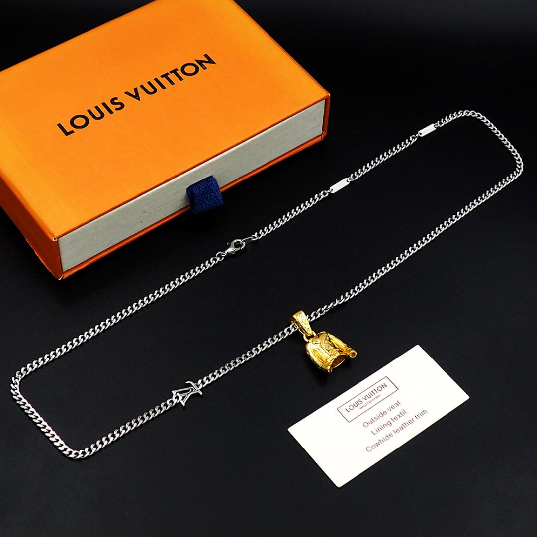 Louis Vuitton LV Jacket Charm  M03076 - FashionPlug
