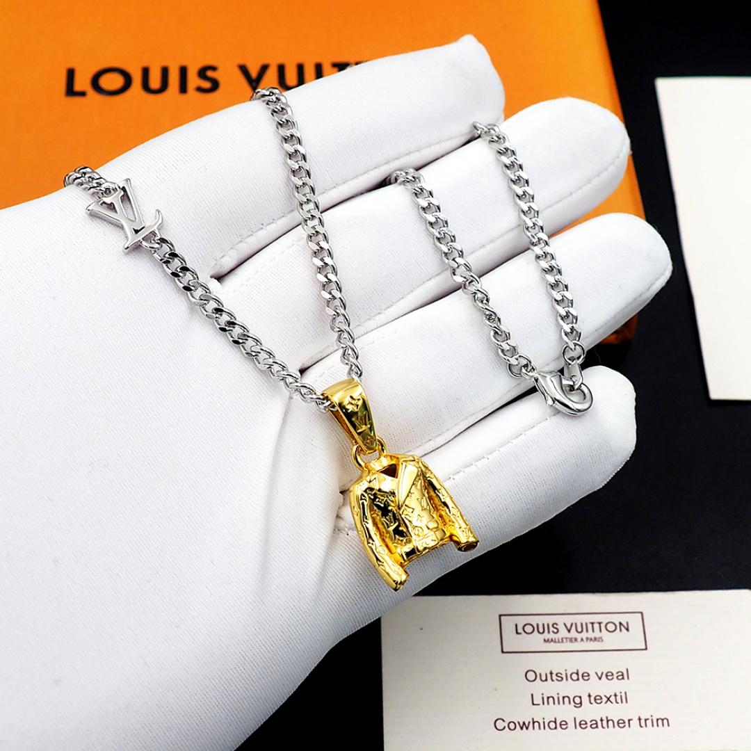 Louis Vuitton LV Jacket Charm  M03076 - FashionPlug