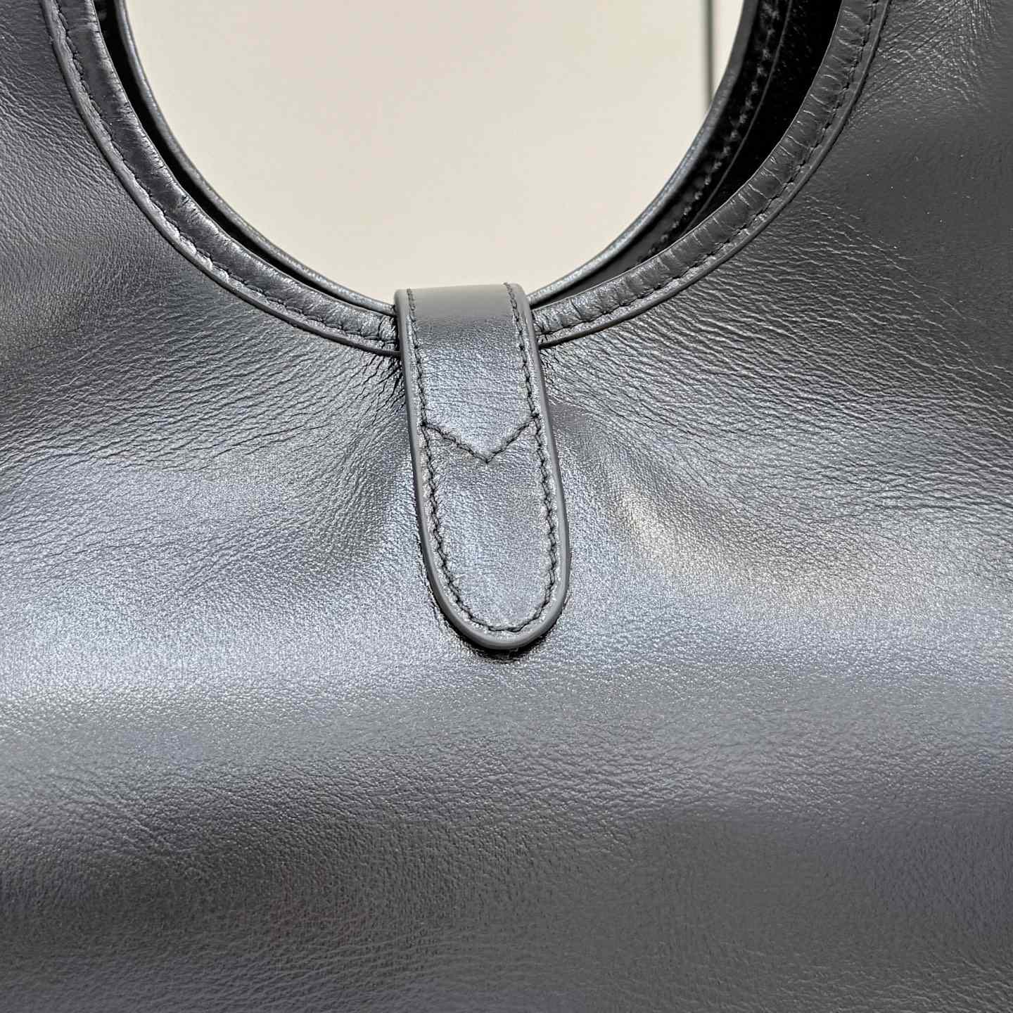 Gucci Mercato Medium Tote Bag 866645 - FashionPlug