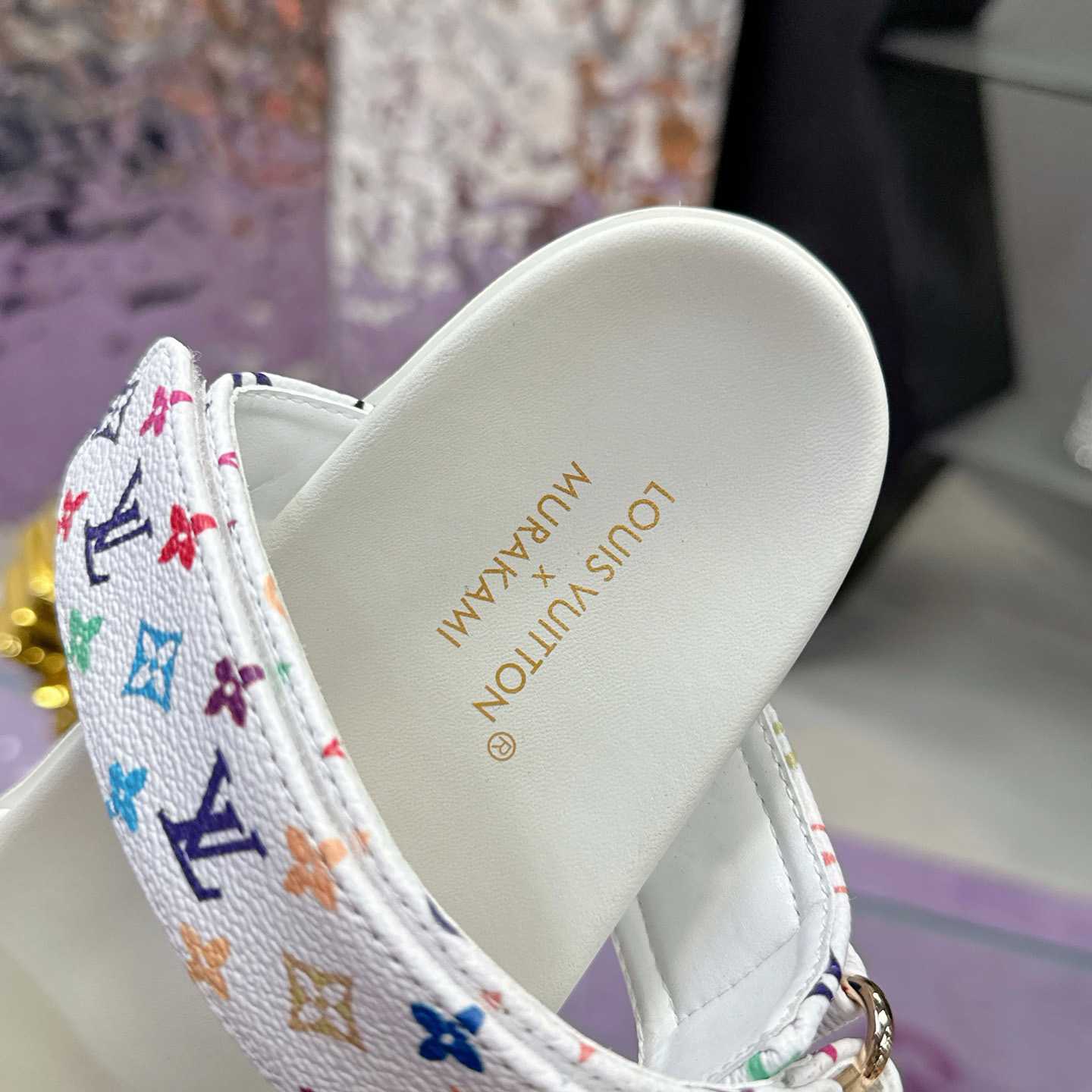 Louis Vuitton LV x TM Bom Dia Flat Comfort Mule 1AJLI7 - FashionPlug