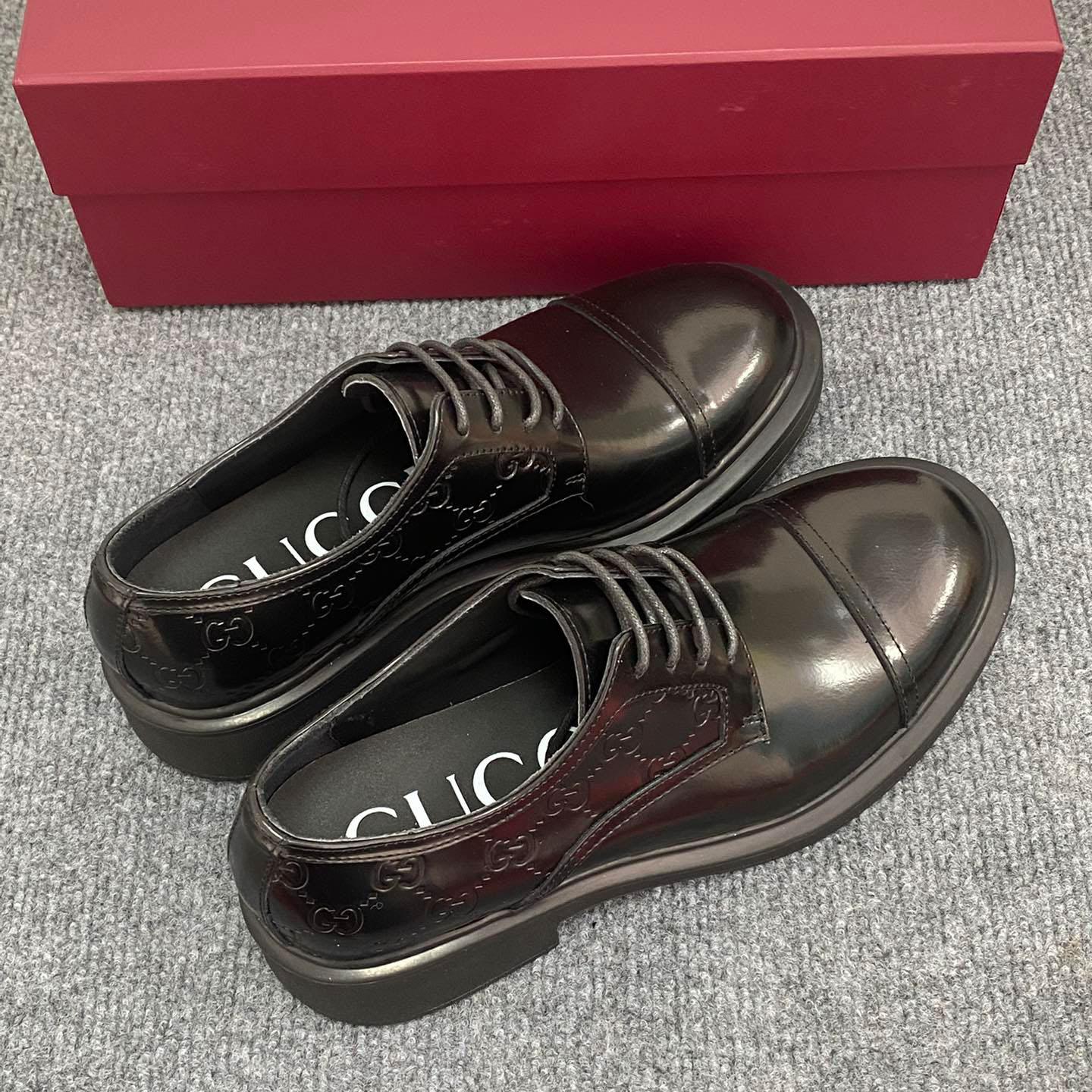 Gucci Men's Lace-up Shoe With GG Detail - FashionPlug