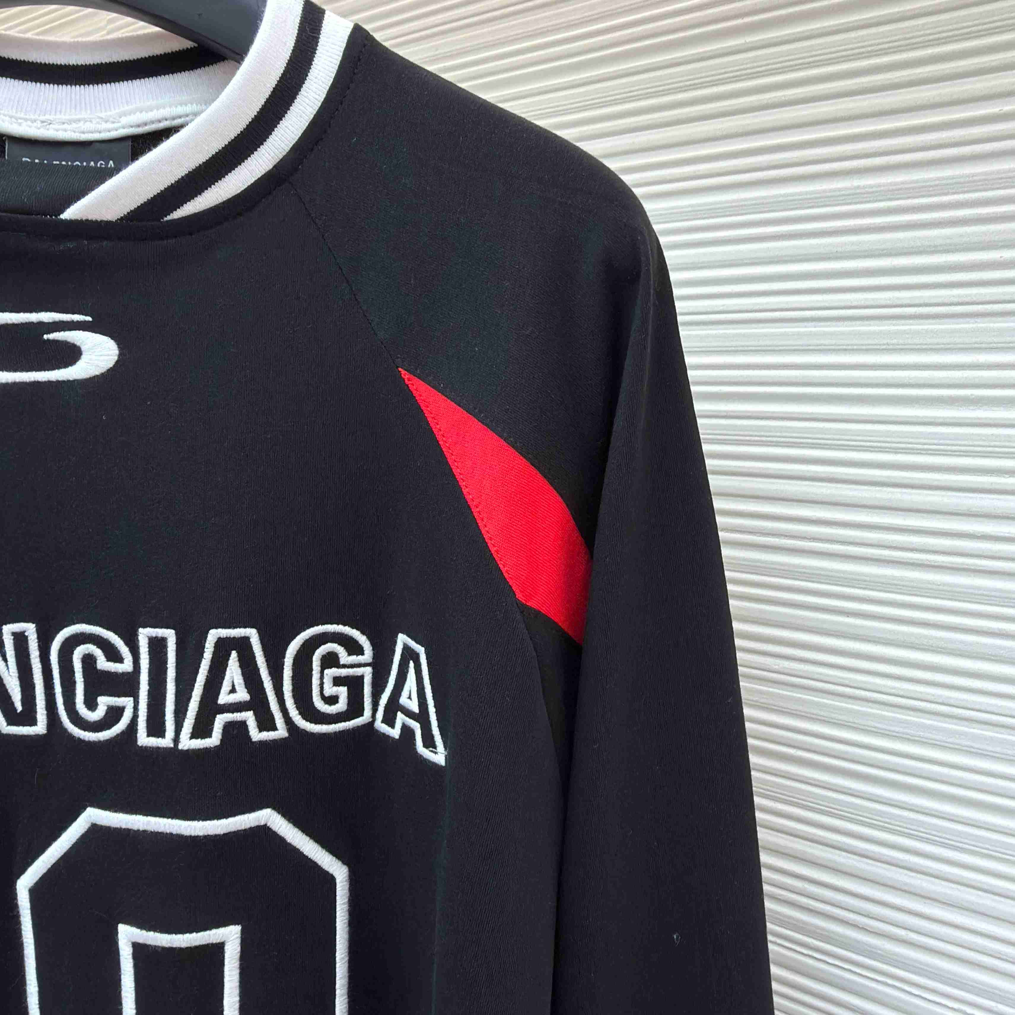 Balenciaga | Nba Collaboration Oversized Long Sleeve T-shirt In Black/Multicolor  - FashionPlug