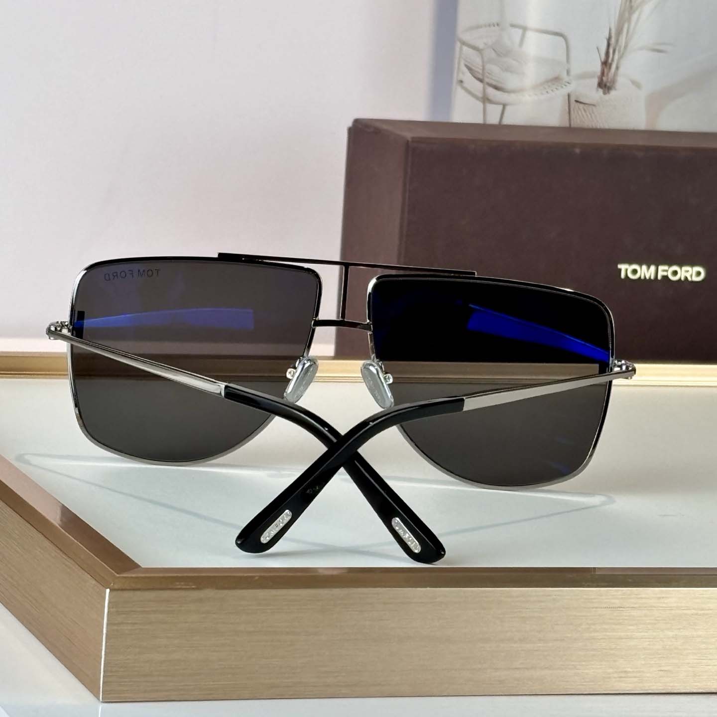 Tom Ford TF1307 Sunglasses - FashionPlug