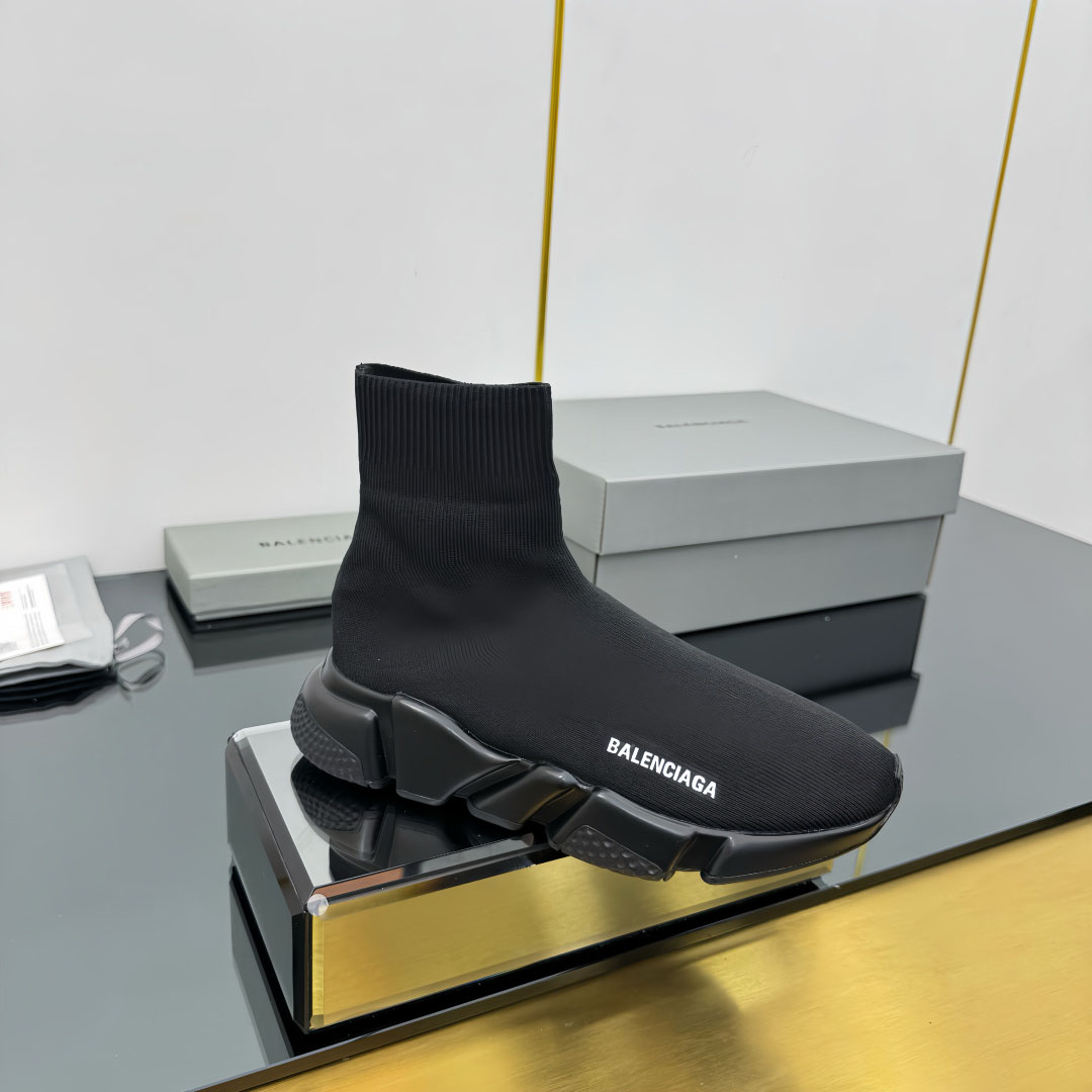 Balenciaga Speed Sneakers - FashionPlug