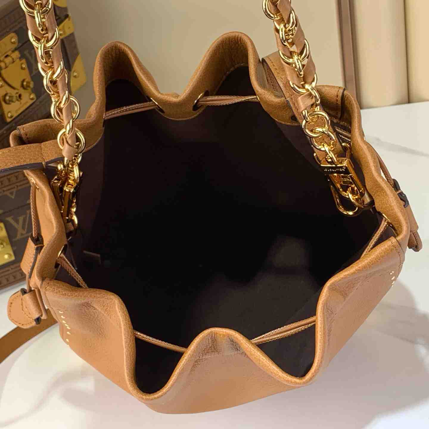 Louis Vuitton Noé Trunk M29131 - FashionPlug