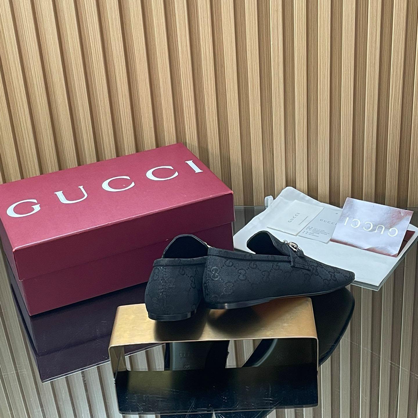 Gucci  Ragazzo Loafer - FashionPlug
