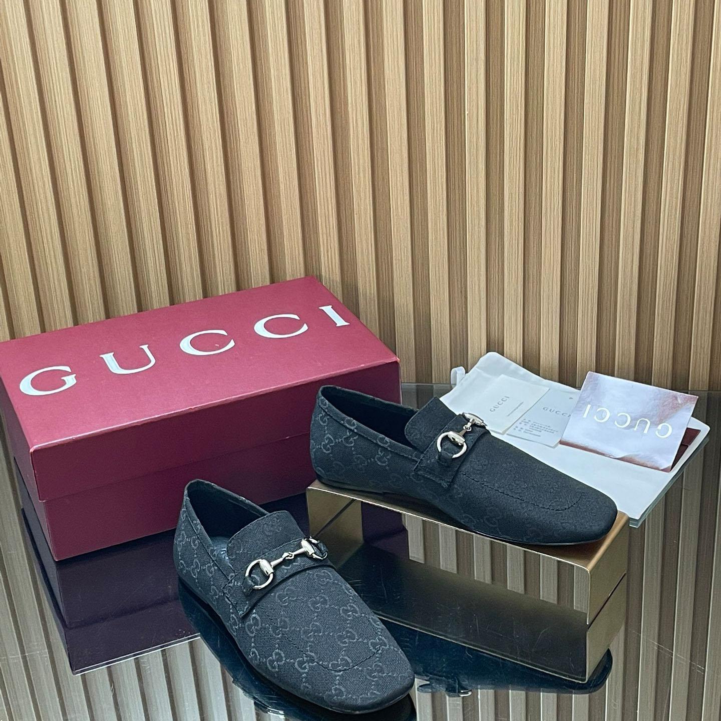 Gucci  Ragazzo Loafer - FashionPlug