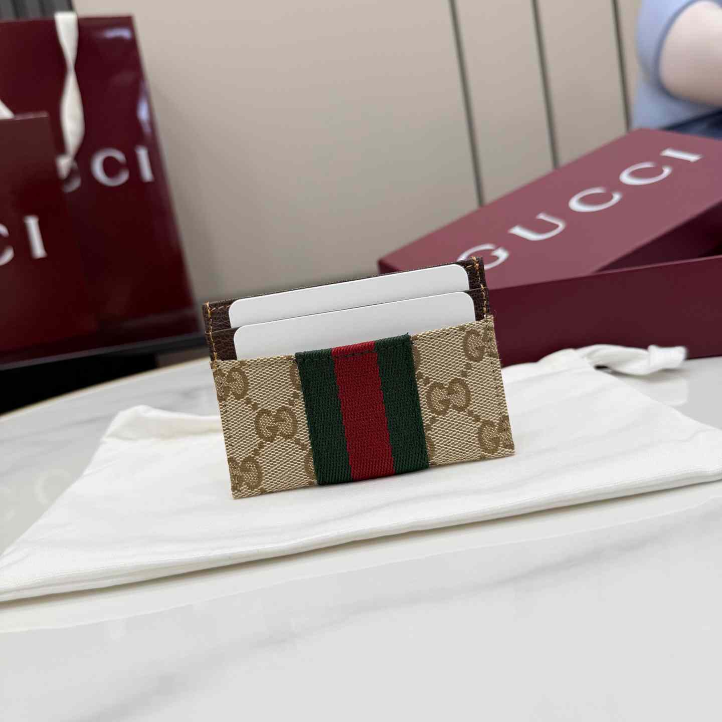 Gucci GG Card Case With Web - FashionPlug