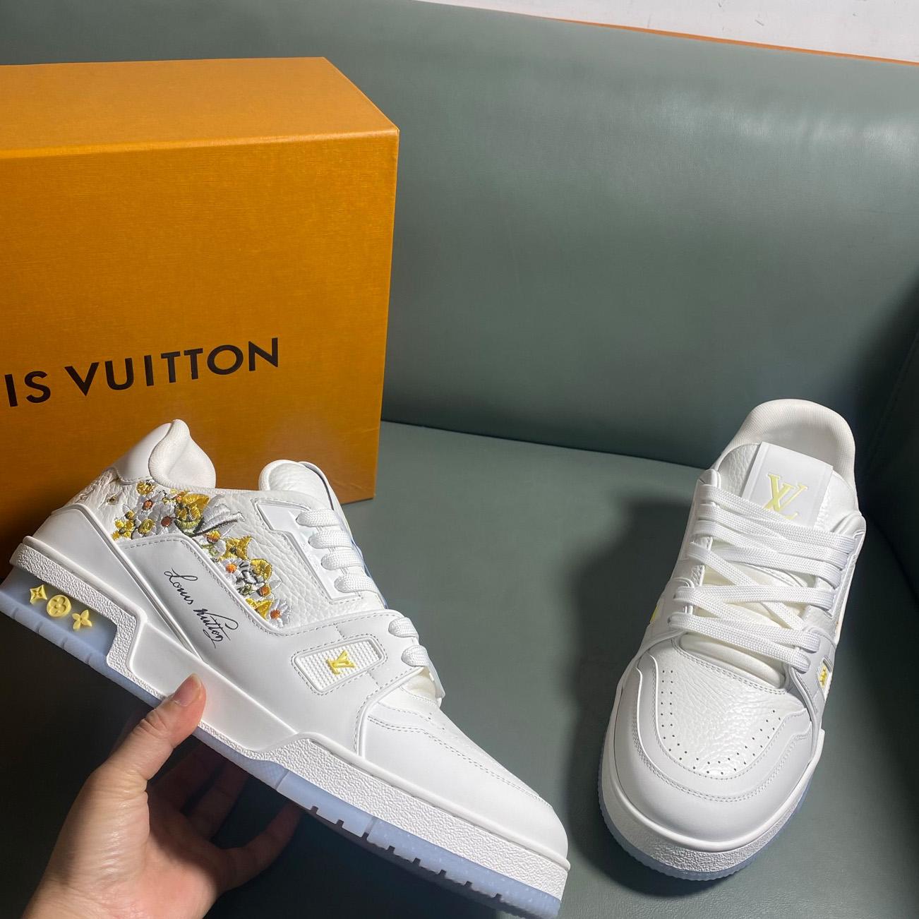 Louis Vuitton LV Trainer Sneaker    1AJS73 - FashionPlug