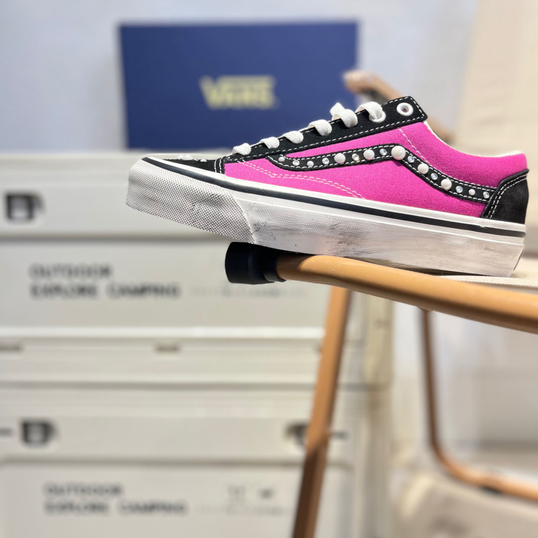 Vans Premium Old Skool Shoes - FashionPlug