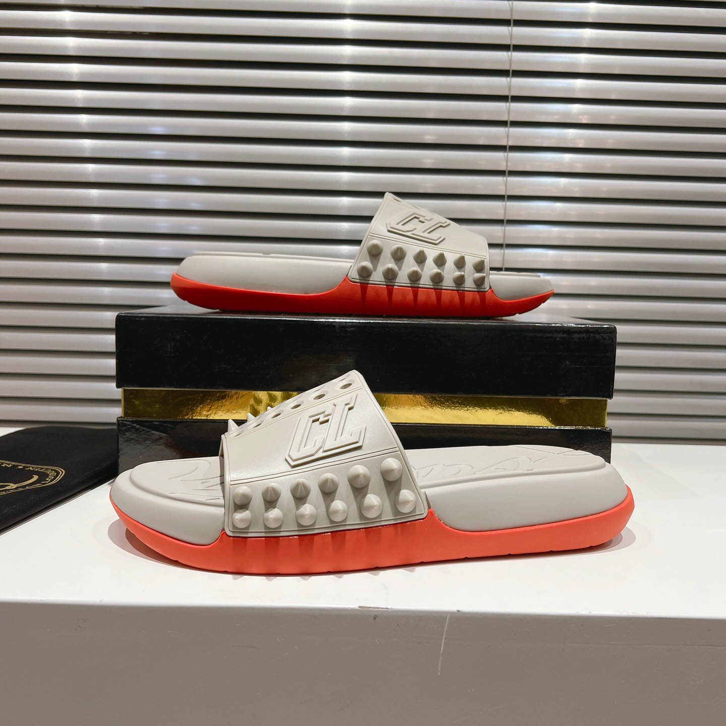 Christian Louboutin Take It Easy Sandals - FashionPlug