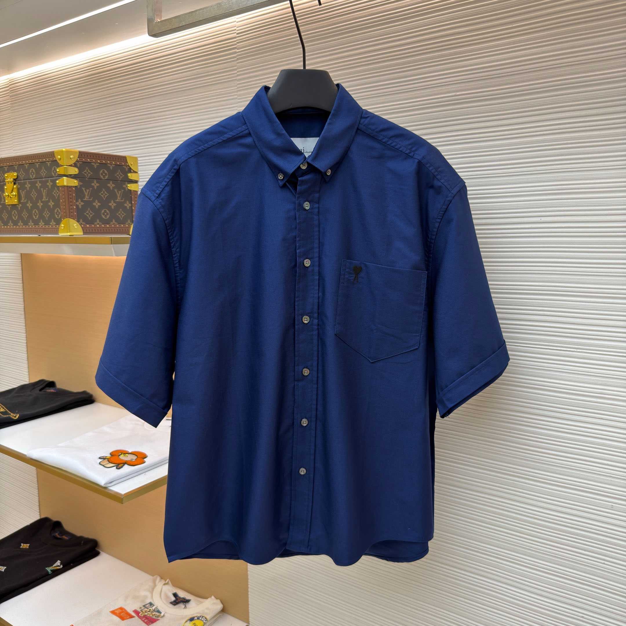 AMI Paris Ami Button-Down Short-Sleeve Shirt - FashionPlug
