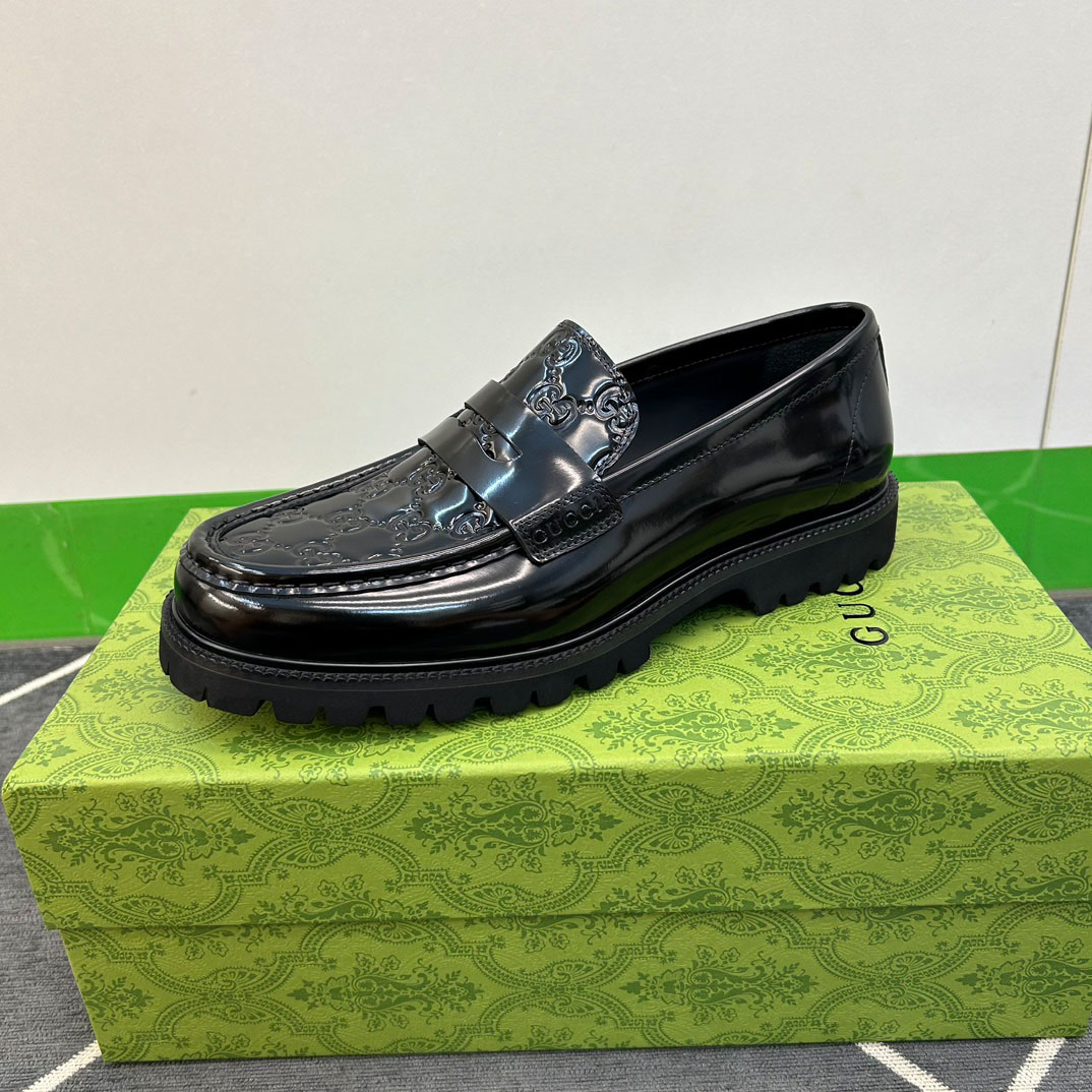 Gucci Web Striped Trim Loafers - FashionPlug