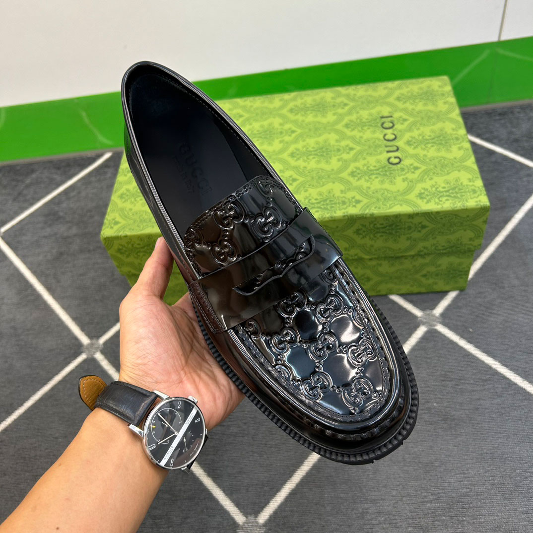 Gucci Web Striped Trim Loafers - FashionPlug