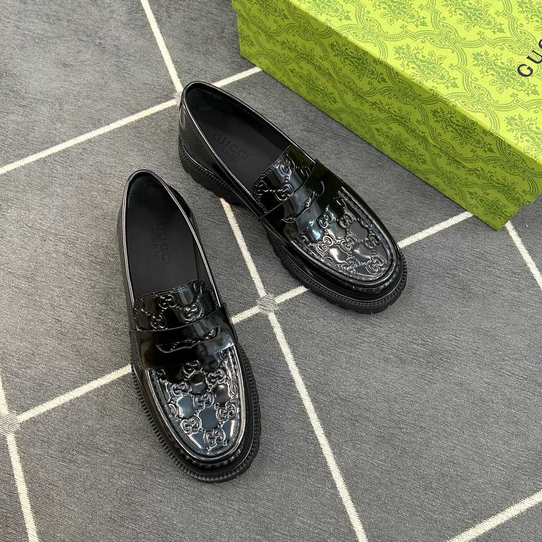 Gucci Web Striped Trim Loafers - FashionPlug