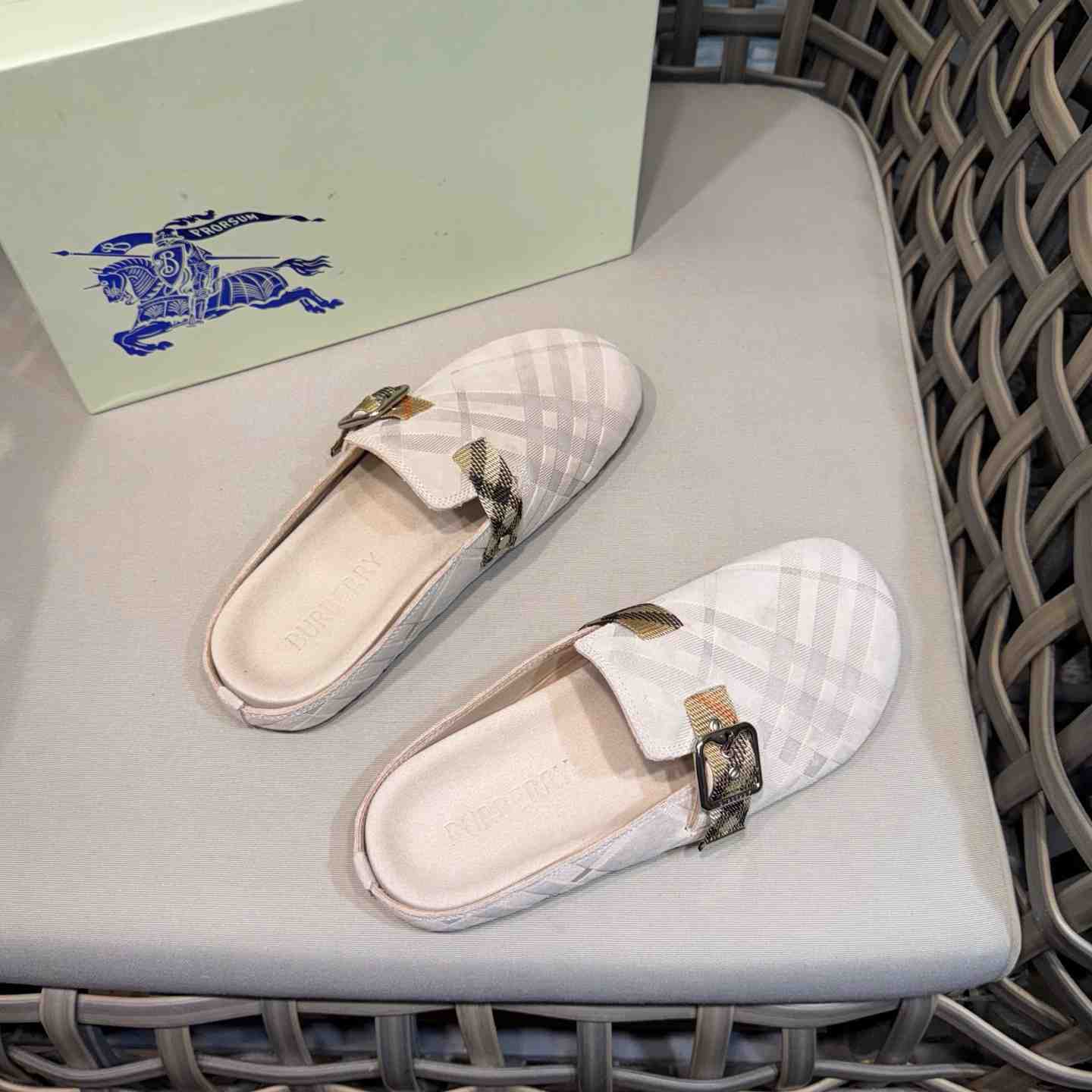 Burberry Suede Urchin Clogs - FashionPlug