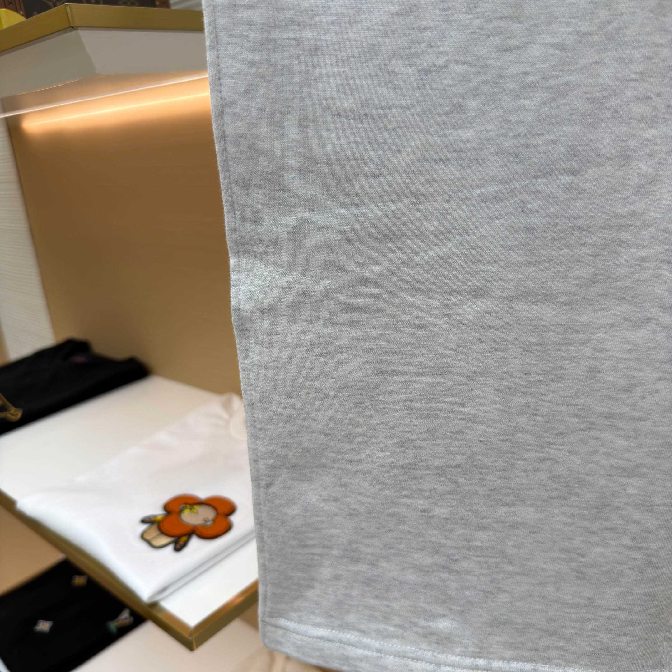 Thom Browne Classic Loopback 4-Bar Sweat Shorts - FashionPlug