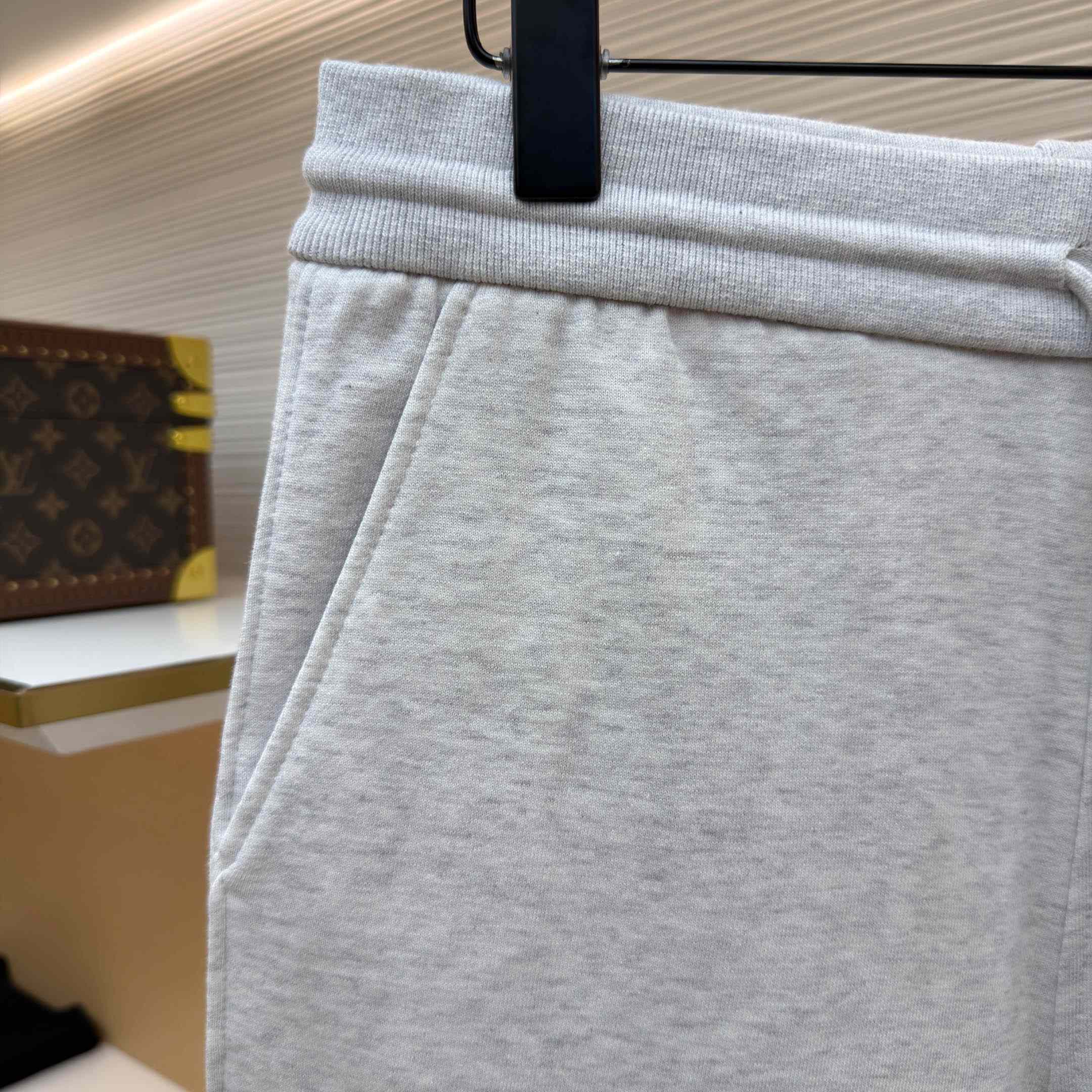 Thom Browne Classic Loopback 4-Bar Sweat Shorts - FashionPlug