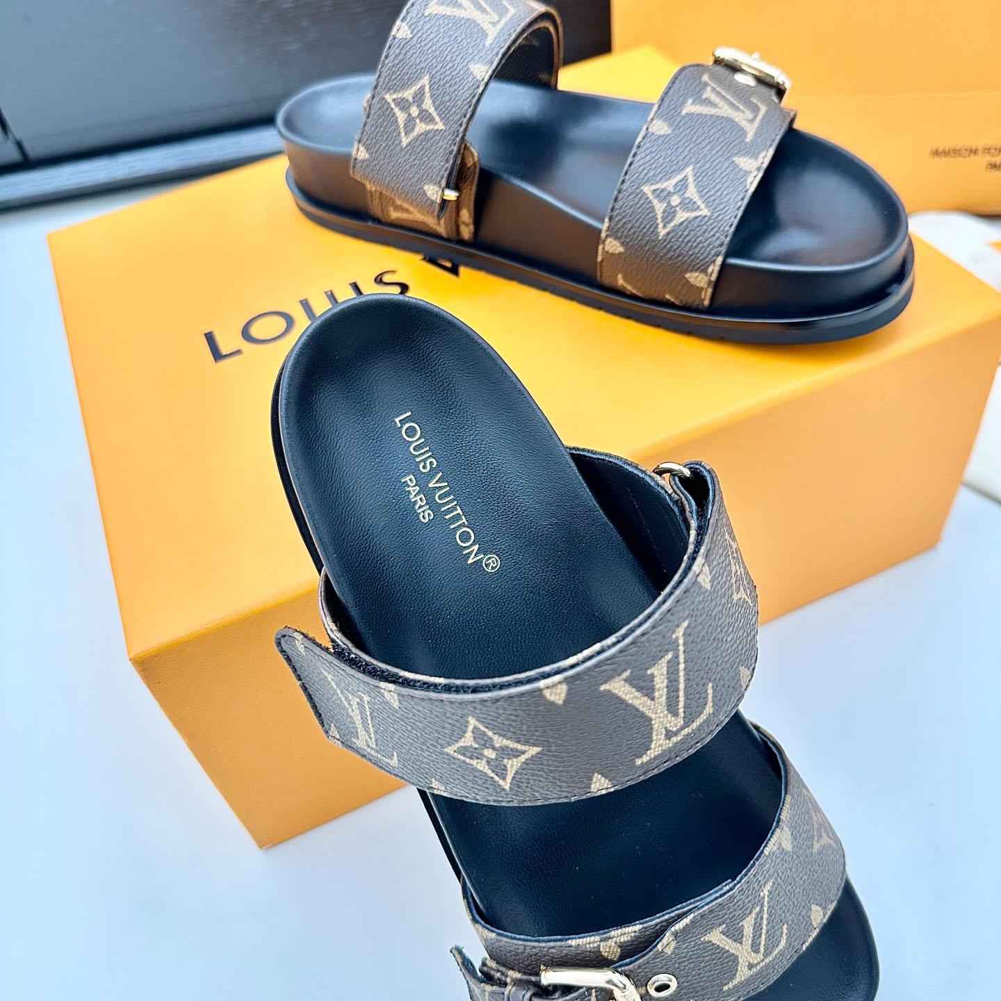 Louis Vuitton Bom Dia Flat Comfort Mule 1AAW8N - FashionPlug